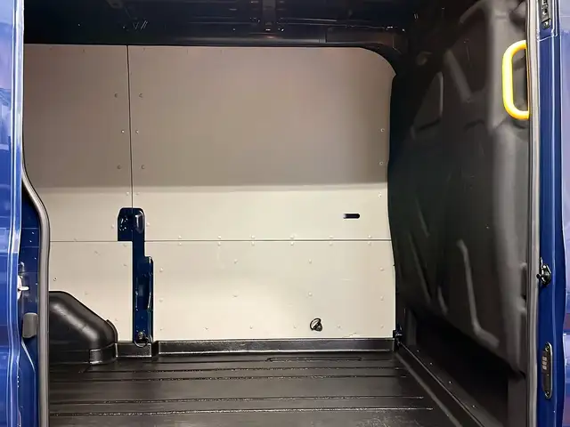 Ford Transit view 10