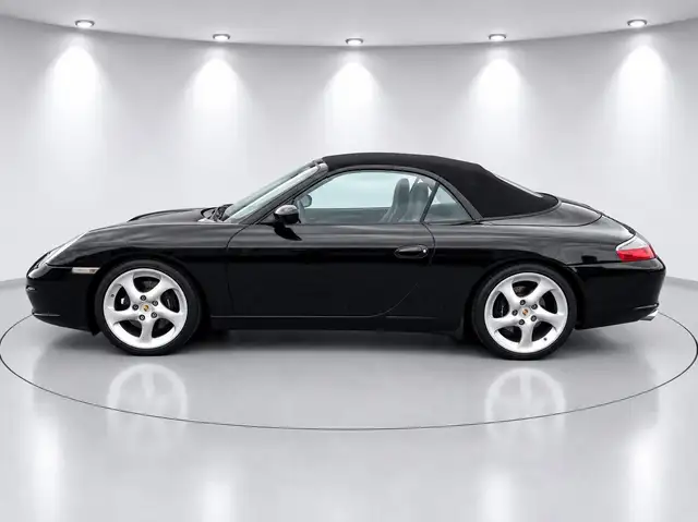 Porsche 911 view 11