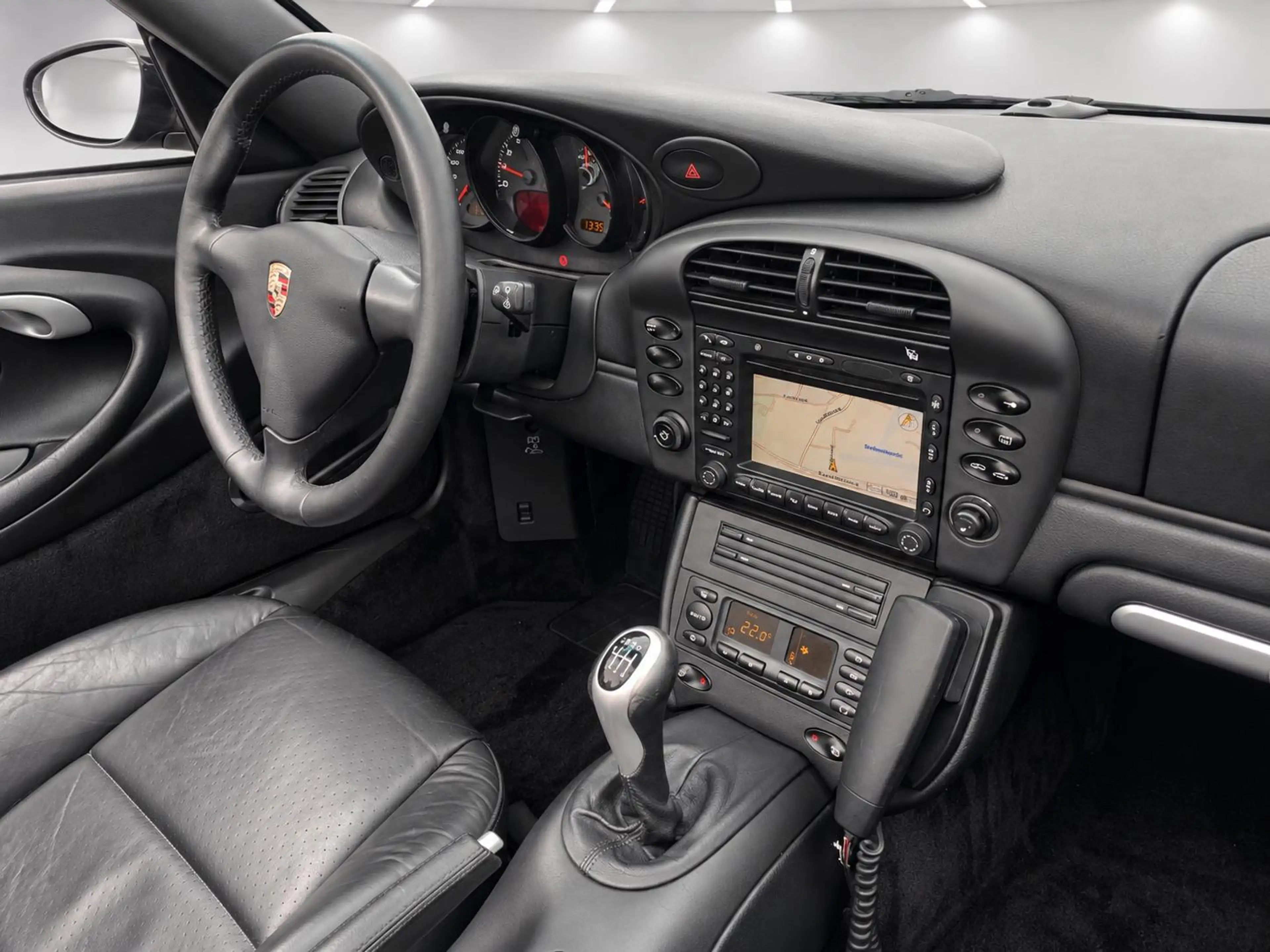 Porsche 996 Cabrio 3.6 Carrera Elk. Kap Xenon Hardtop 3e Eigen — photo 10