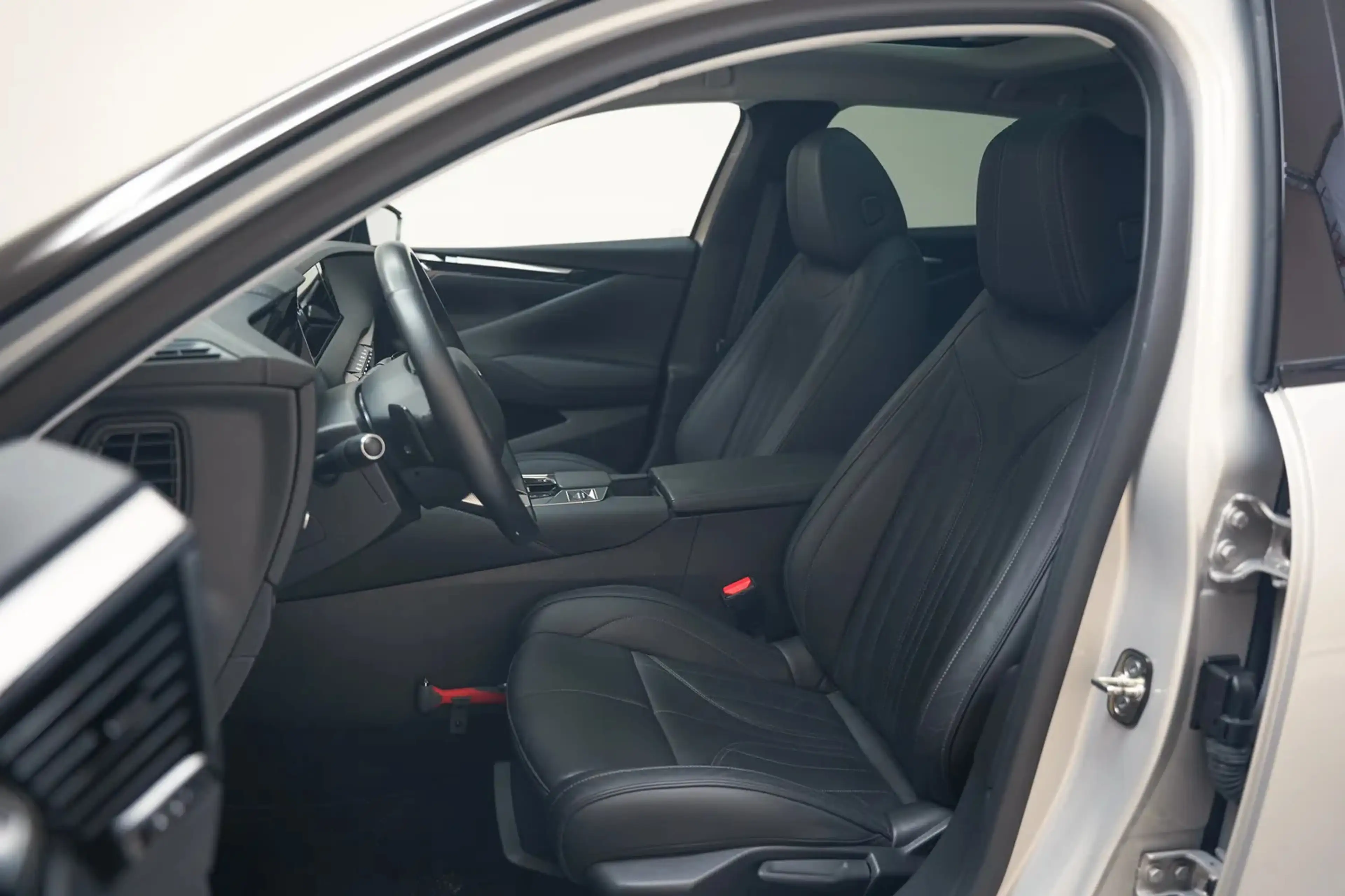 DS Automobiles DS 4 E-Tense Trocadero Aut. [ Panoramadak Camera Head-u — photo 10
