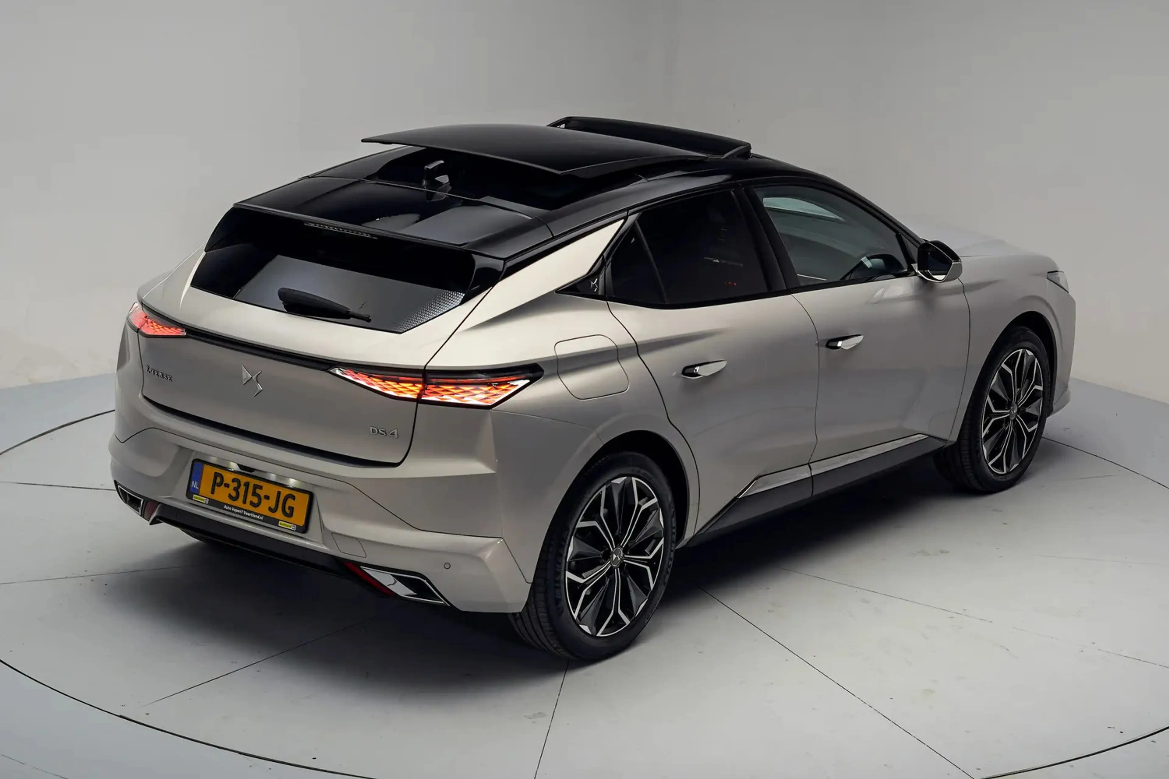 DS Automobiles DS 4 E-Tense Trocadero Aut. [ Panoramadak Camera Head-u — photo 14