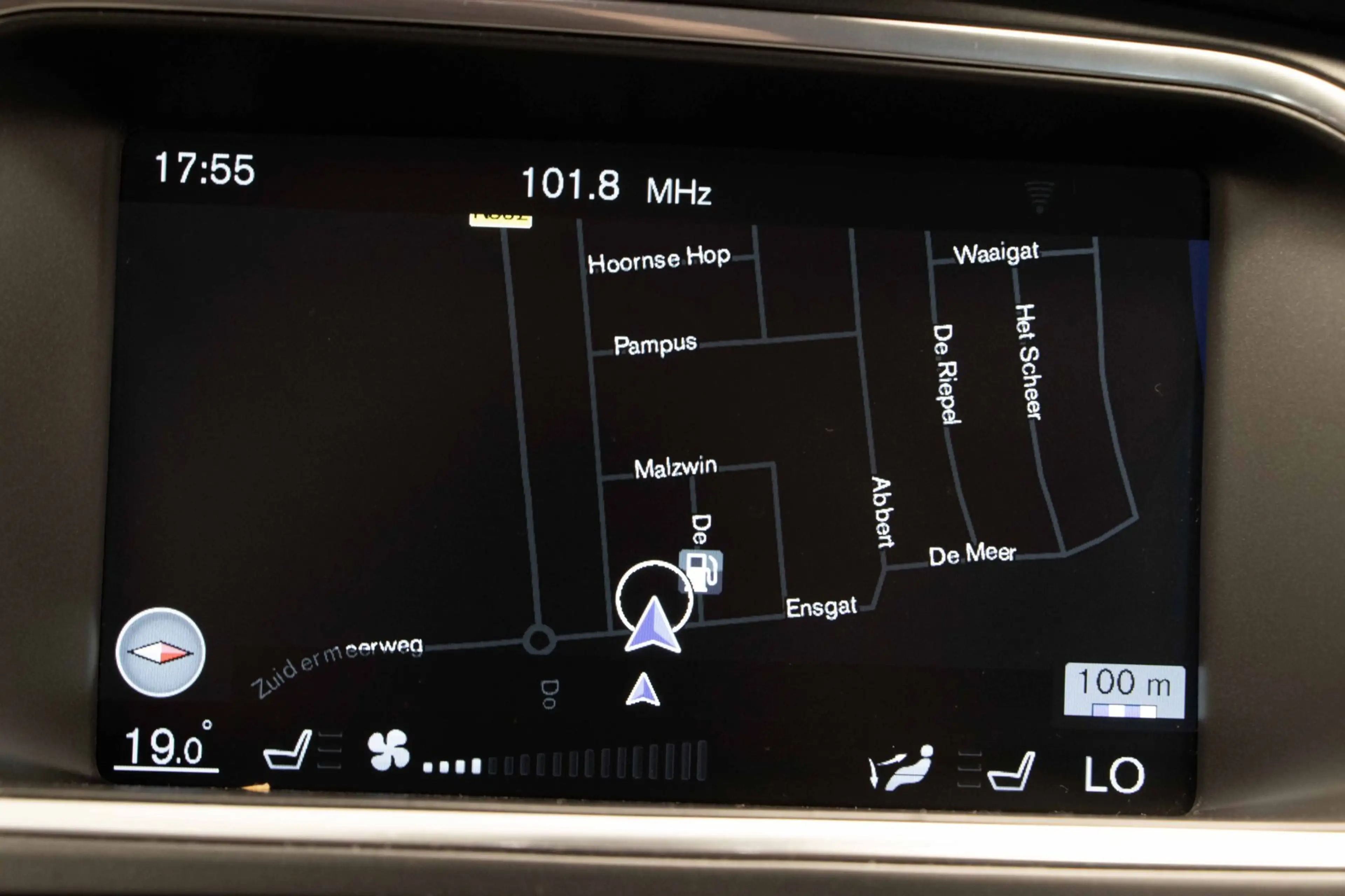 Volvo V40 2.0 T2 Ocean Race | Airco | 16"Velgen | Navi — photo 12