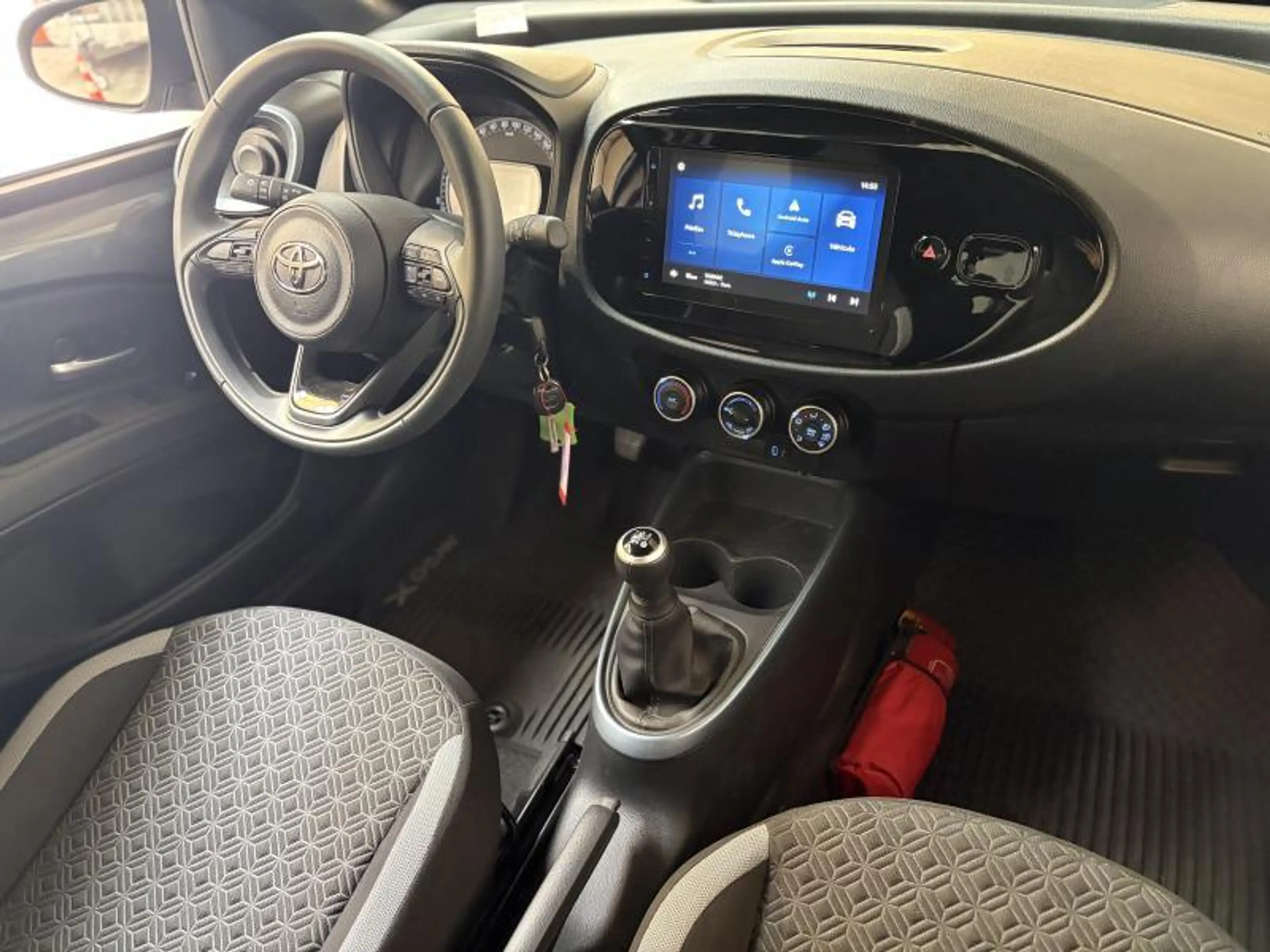 Toyota Aygo X pulse — photo 14