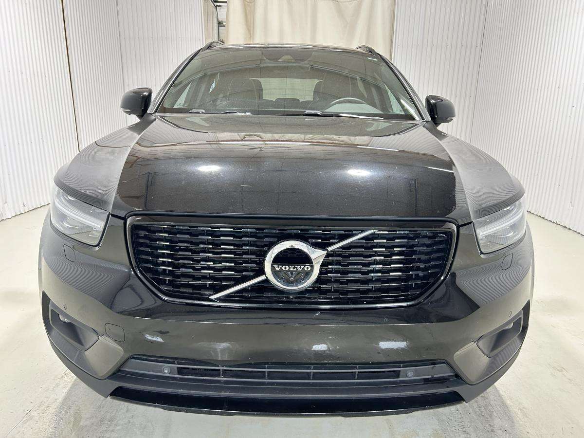 2022 Volvo XC40 T5 R-Design AWD Cuir Toit Panoramique Mags 19p