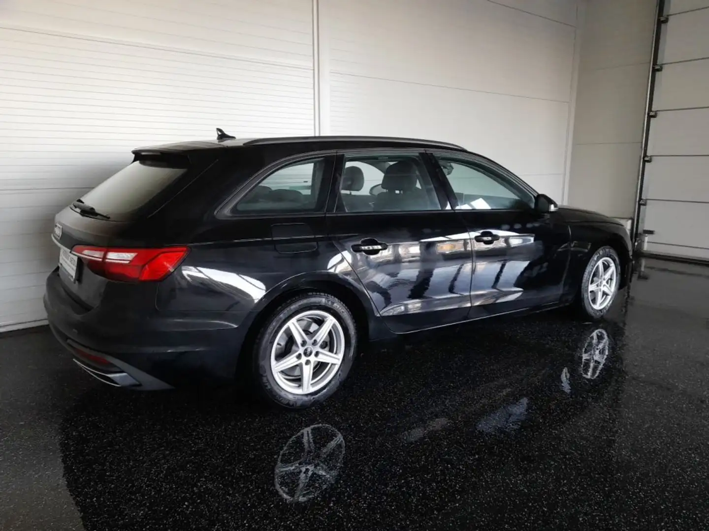 Audi A4 Avant 35 TDI S-tr *LED / NAVI / VOLLLEDER / TEMPOMAT / SPORTSITZE / SITZHEIZUNG* Noir - 2