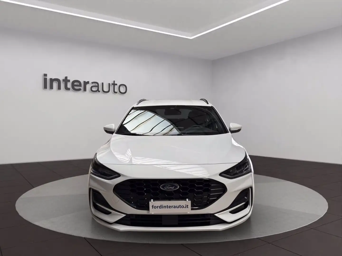 Ford Focus SW 1.0t ecoboost h ST-Line 125cv Blanc - 2