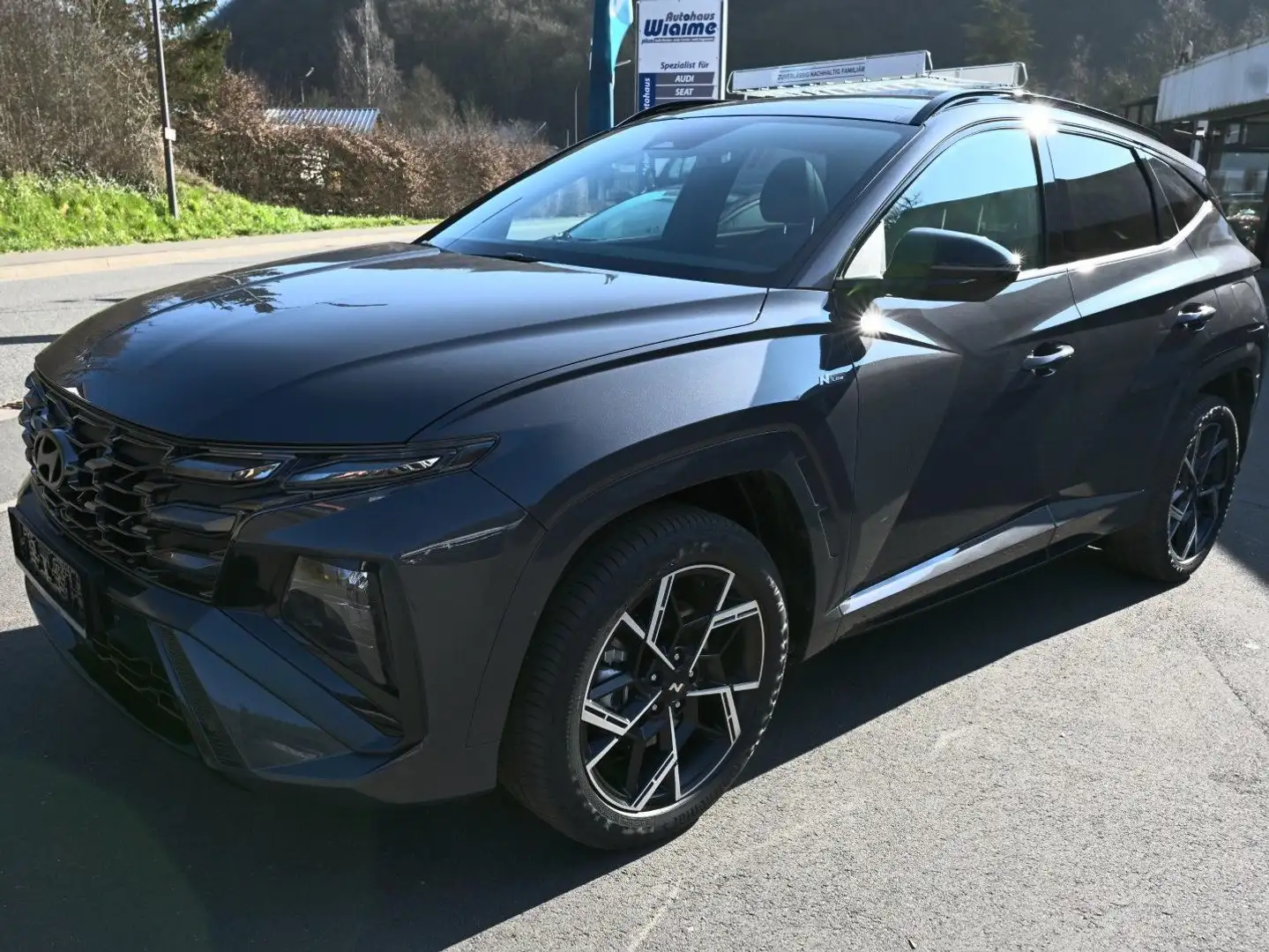 Hyundai TUCSON N-Line 1,6 T-GDi DCT ACC PANO NAVI SHZG Grau - 1