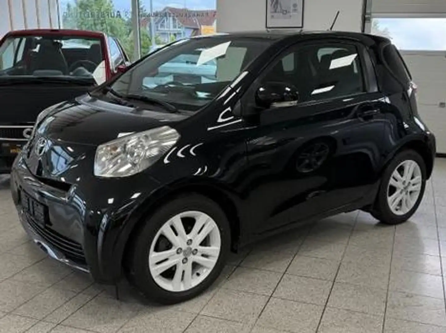 Toyota iQ Toyota IQ + 1,33-l-Dual-VVT-i Schwarz - 1
