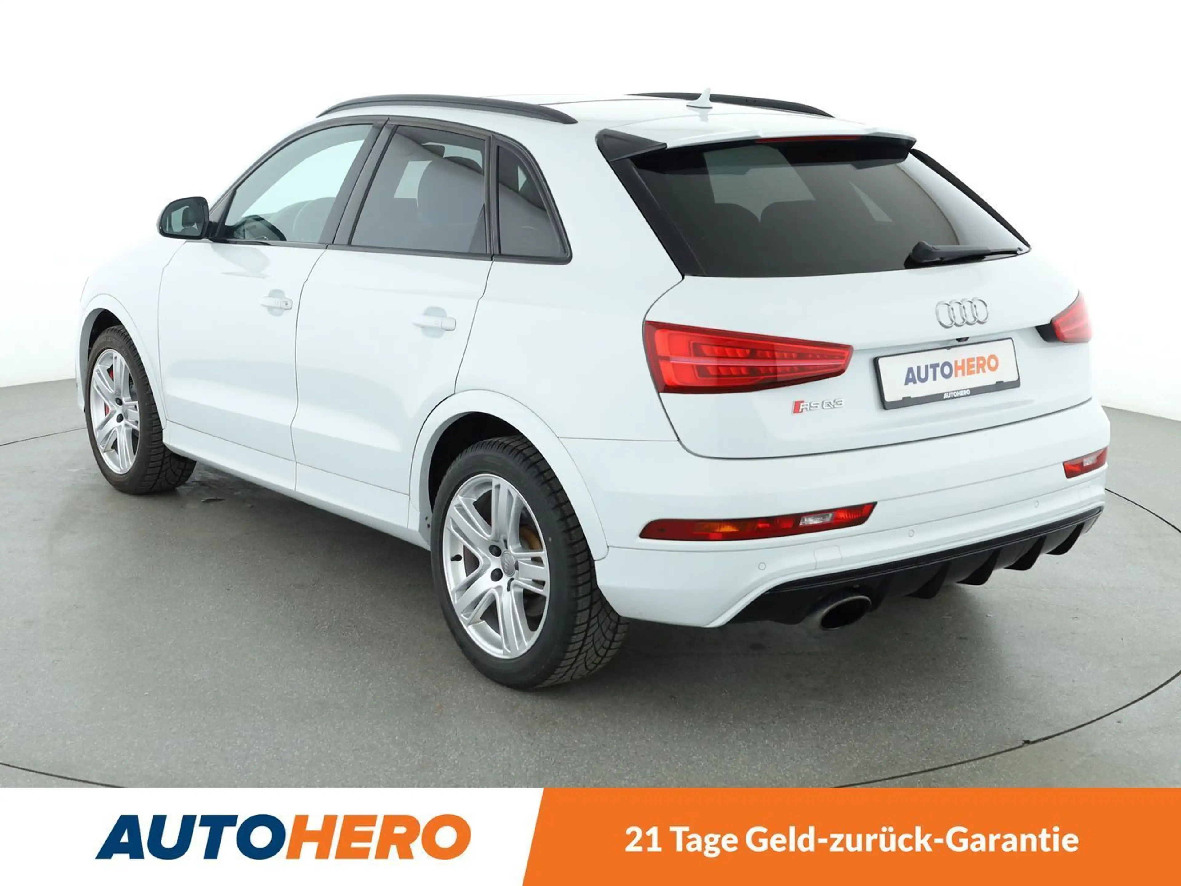 Audi RS Q3 2.5 TFSI quattro Performance Aut.*NAVI*LED*TEMPO* — photo 4