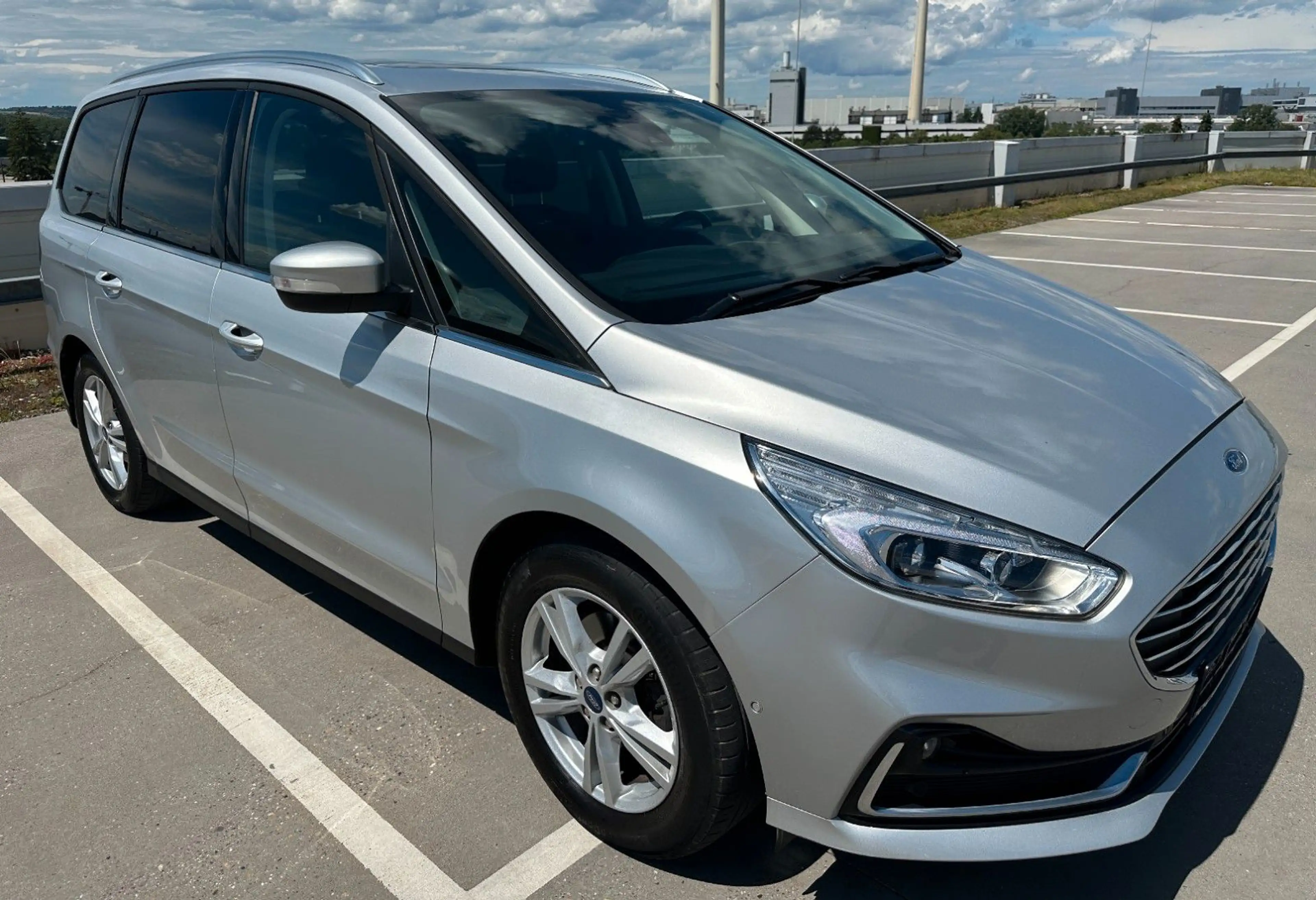 Ford Galaxy Titanium*7-SITZ*AHK*PANO*NAVI*LED*KAMERA* — photo 8