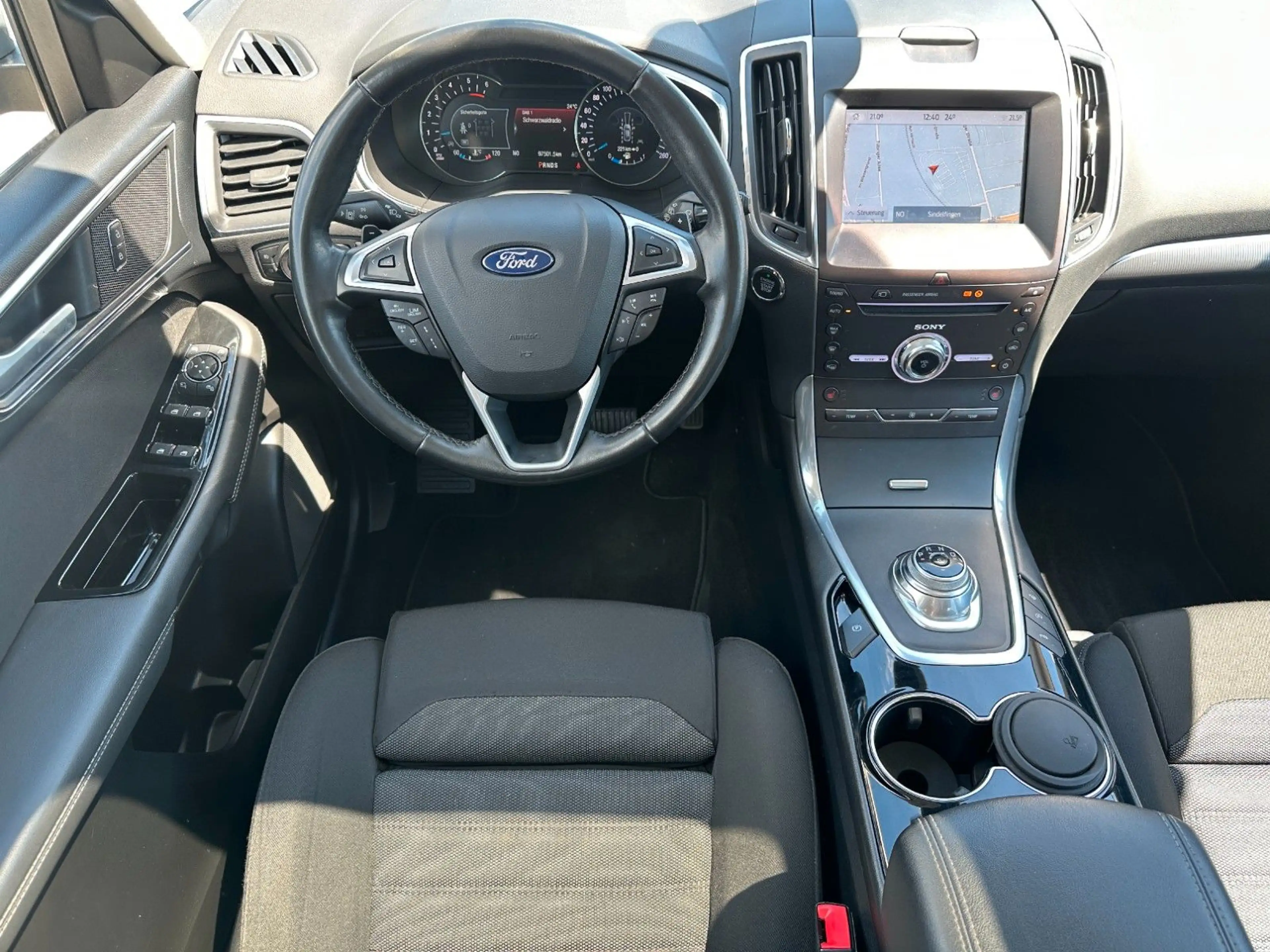 Ford Galaxy Titanium*7-SITZ*AHK*PANO*NAVI*LED*KAMERA* — photo 11