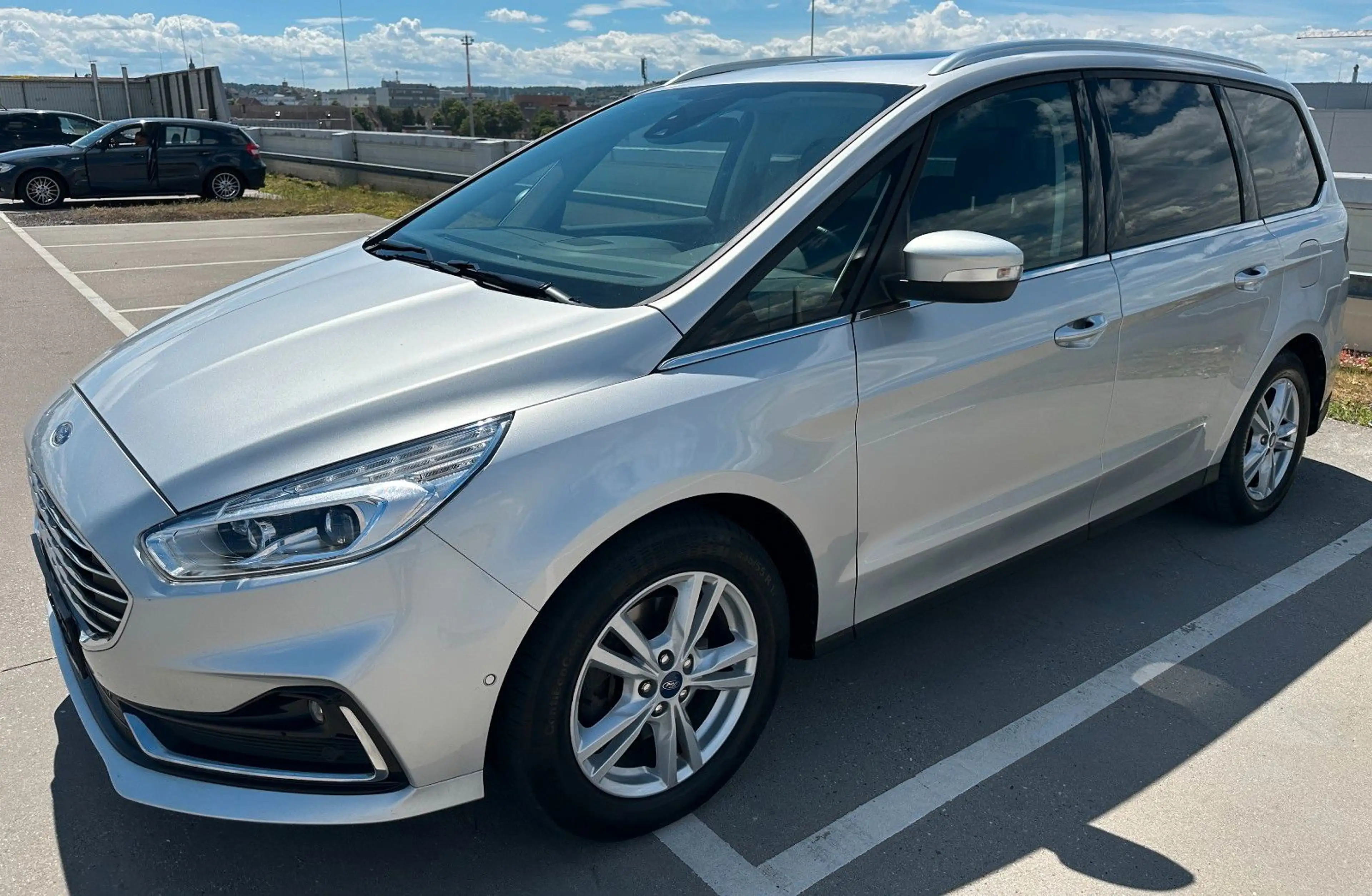 Ford Galaxy Titanium*7-SITZ*AHK*PANO*NAVI*LED*KAMERA* — photo 2