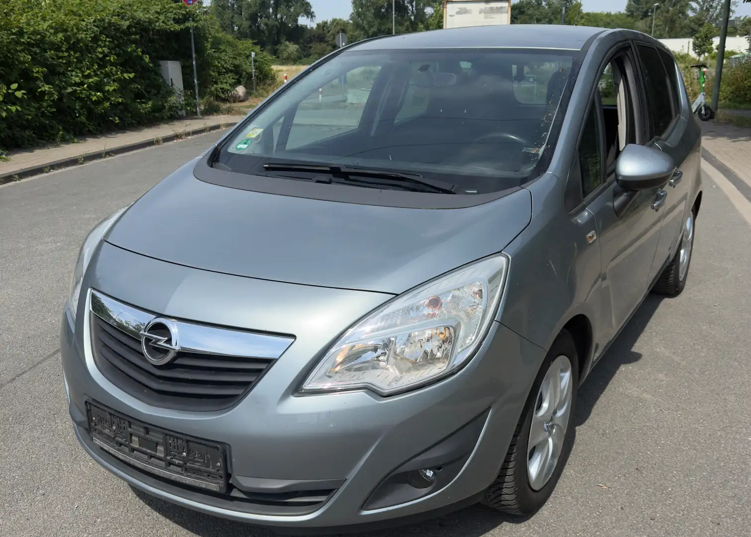 Opel Meriva 1.4 ecoflex Gris - 1