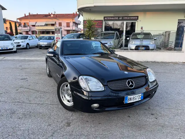 Mercedes-Benz SLK 200