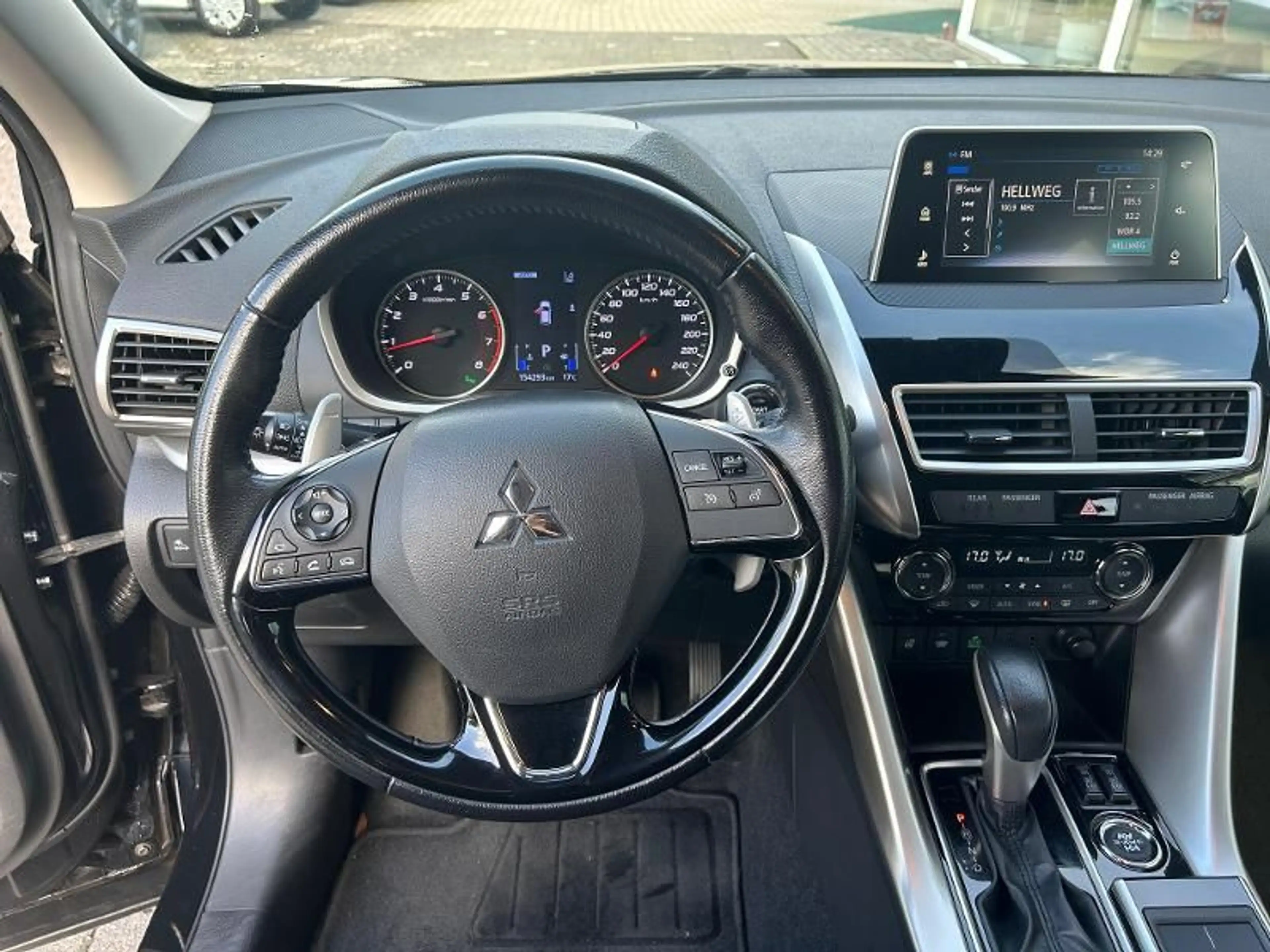 Mitsubishi Eclipse Cross INTRO 1.5T 4WD CVT LED 360°-Kamera — photo 13