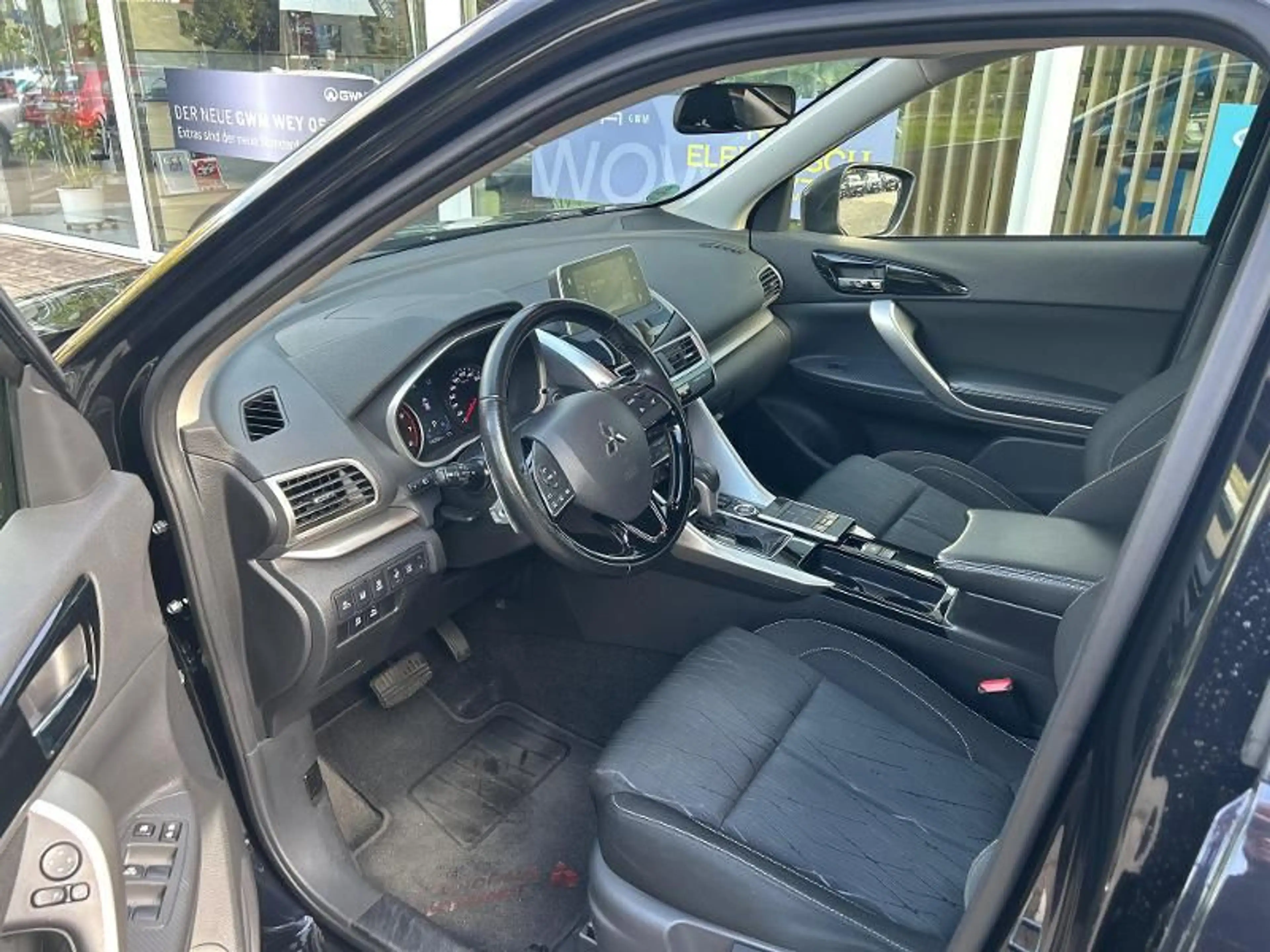 Mitsubishi Eclipse Cross INTRO 1.5T 4WD CVT LED 360°-Kamera — photo 9