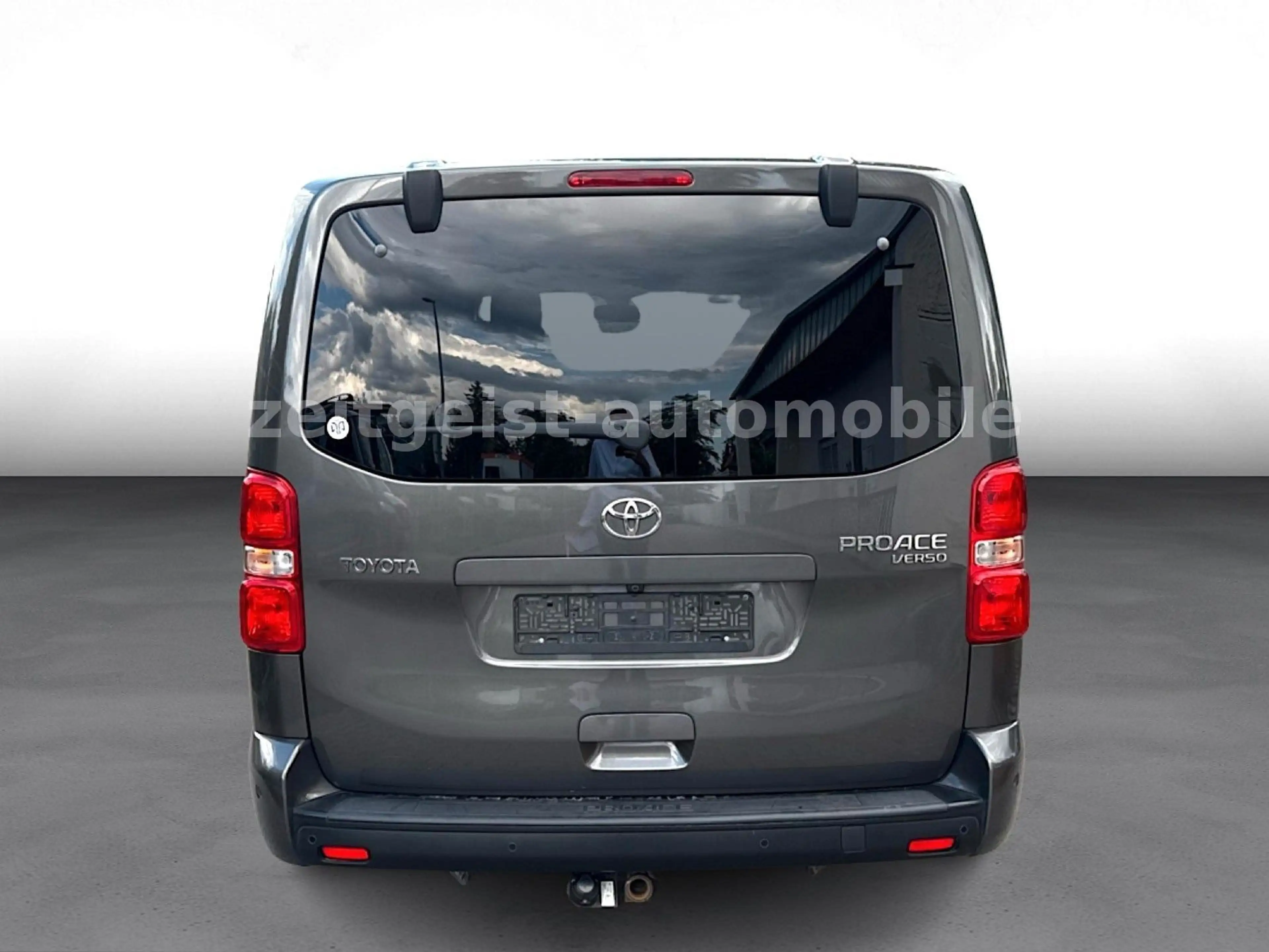 Toyota Proace Verso L2 Shuttle Comfort+8-SITZER* — photo 5