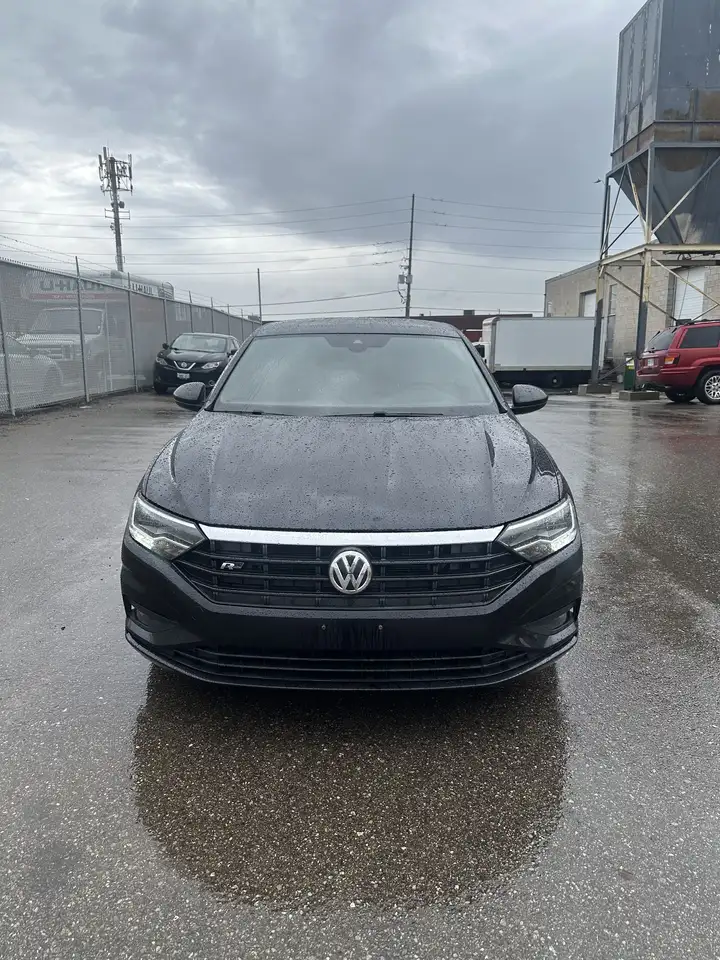 Volkswagen Jetta снимка Volkswagen Jetta