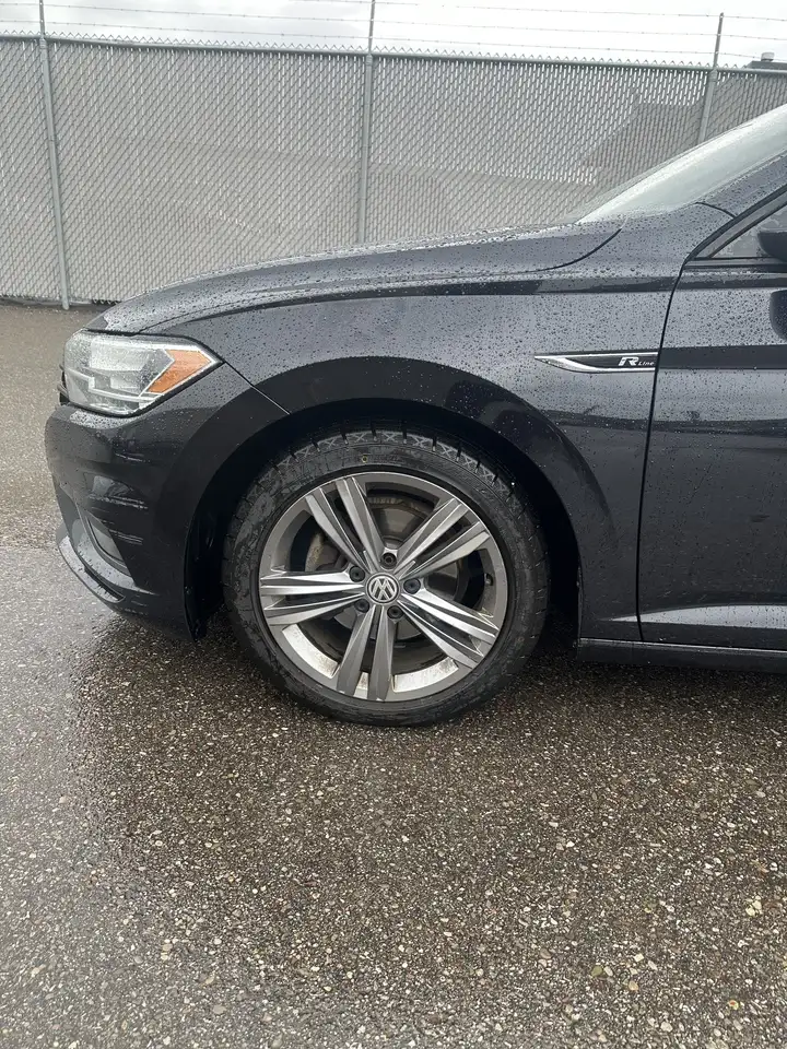 Volkswagen Jetta снимка Volkswagen Jetta