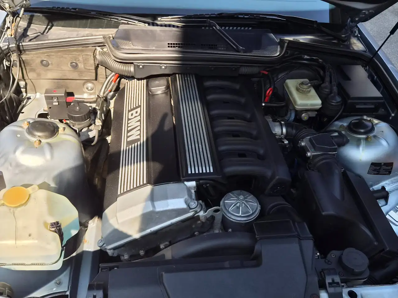 BMW 320i, foto 5