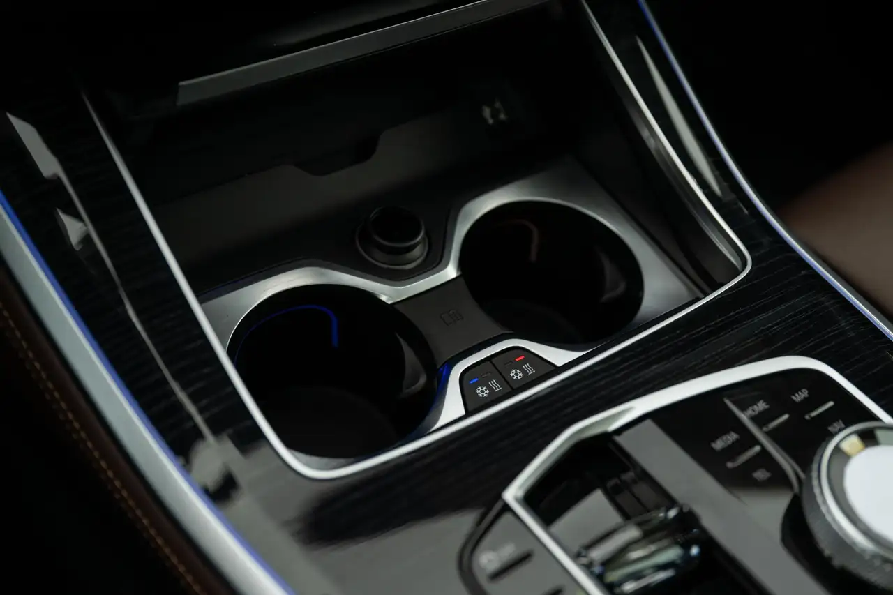 BMW X5 xDrive50e Sky Lounge pano-Bowers-Wilkins Music...., миниатюра 12