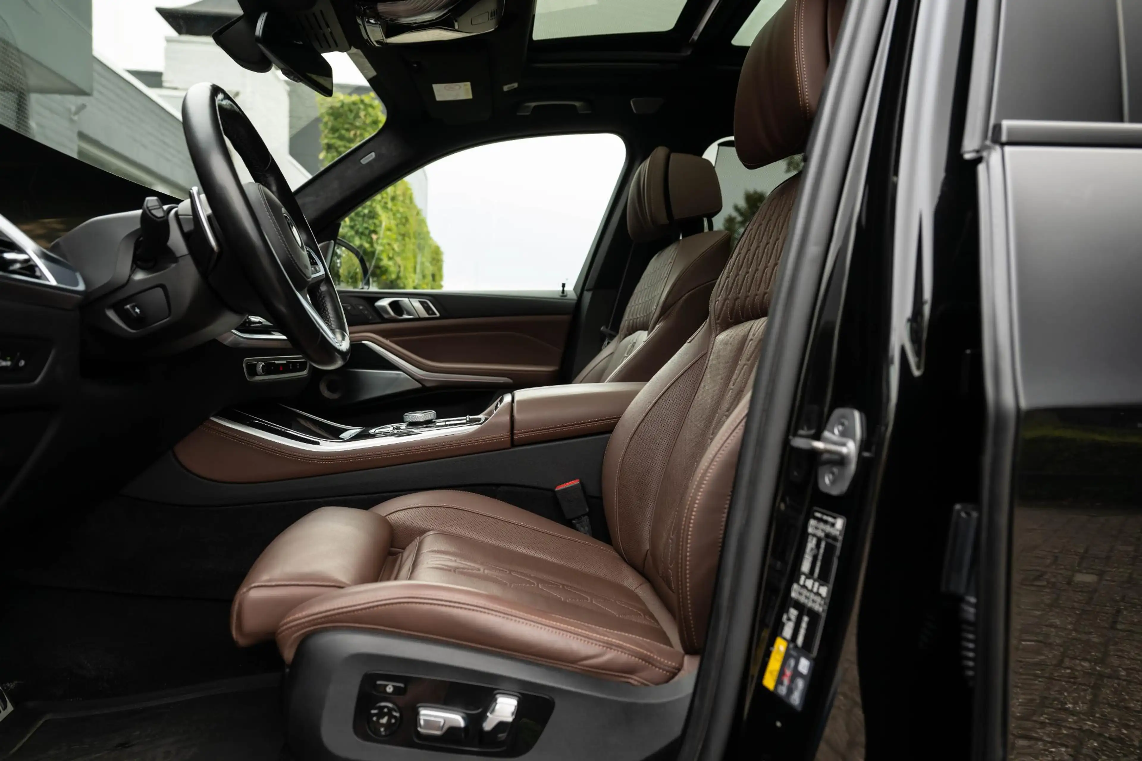 BMW X5 xDrive50e Sky Lounge pano-Bowers-Wilkins Music.... — photo 22