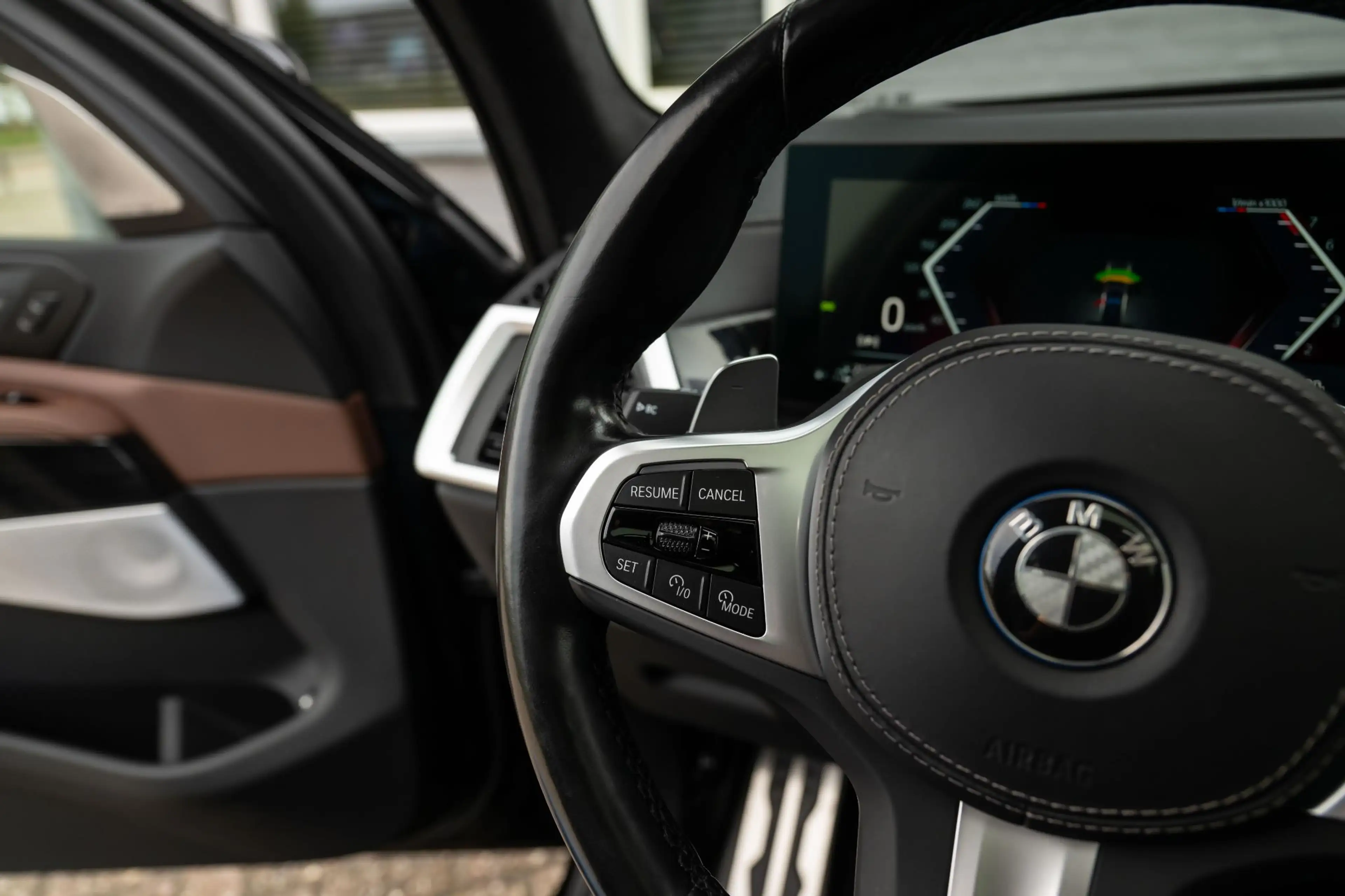 BMW X5 xDrive50e Sky Lounge pano-Bowers-Wilkins Music.... — photo 28