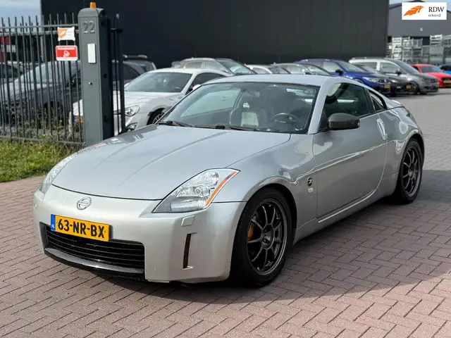 Nissan 350Z 3.5 V6 300PK 2004 Handgeschakeld Sport uitlaat OZ