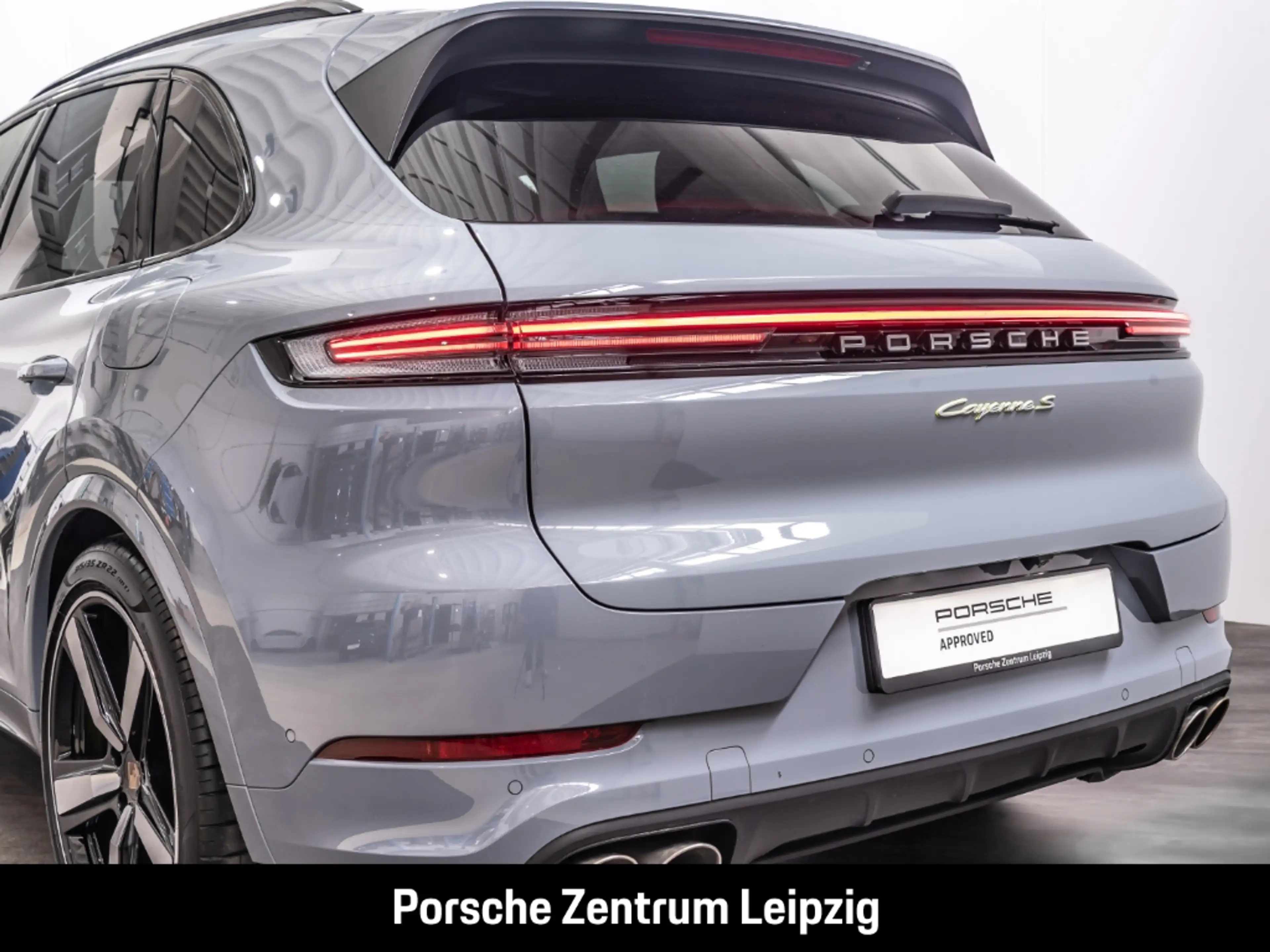 Porsche Cayenne S E-Hybrid HA-Lenkung InnoDrive Head-Up — photo 13
