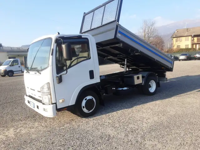 Isuzu NPR Ribaltabile trilaterale