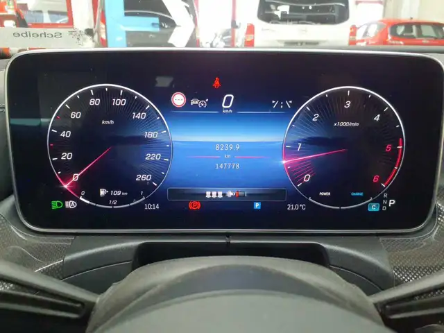 Mercedes-Benz C-Class view 11
