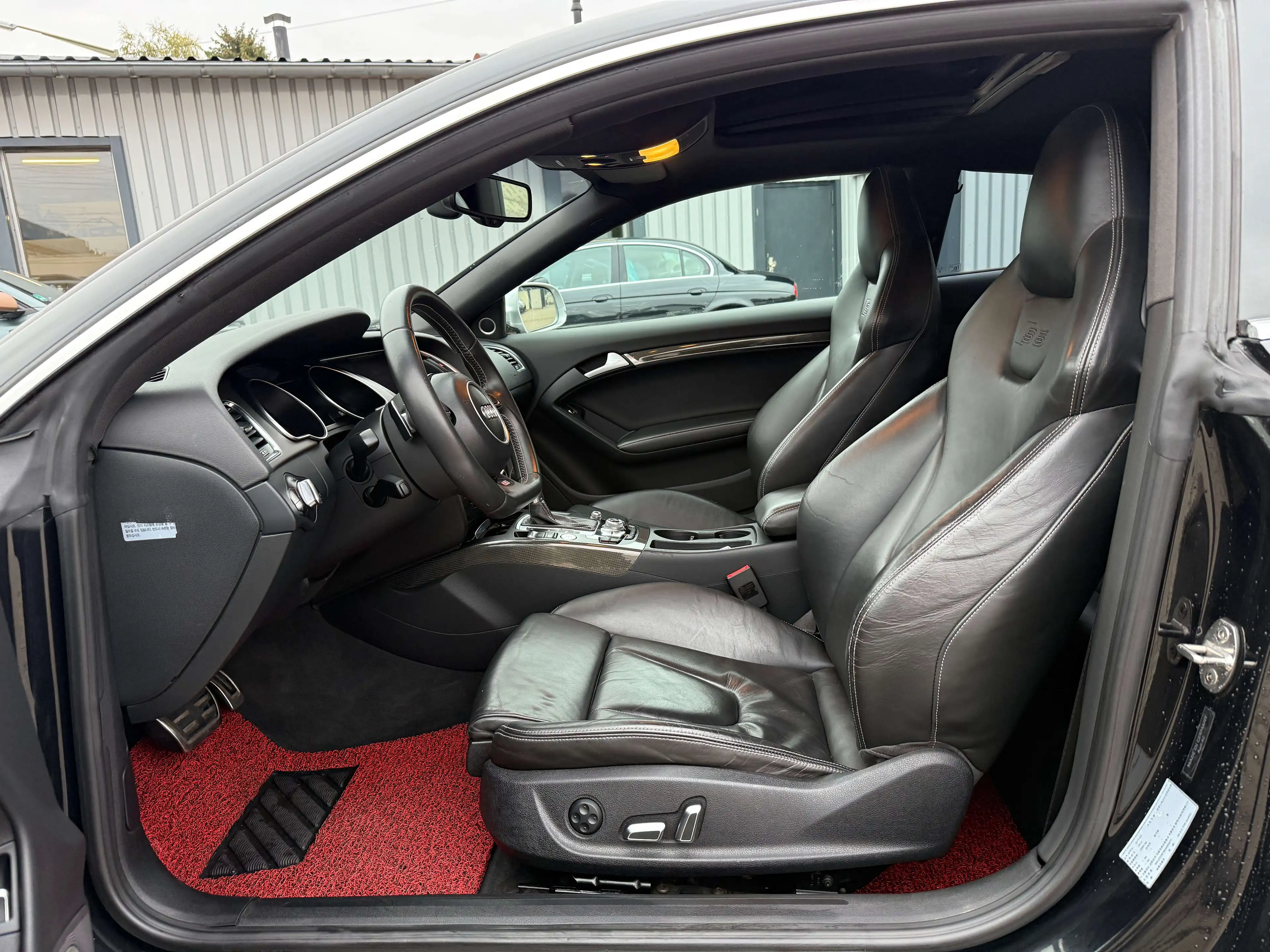 Audi S5 3.0 TFSI quattro — photo 11