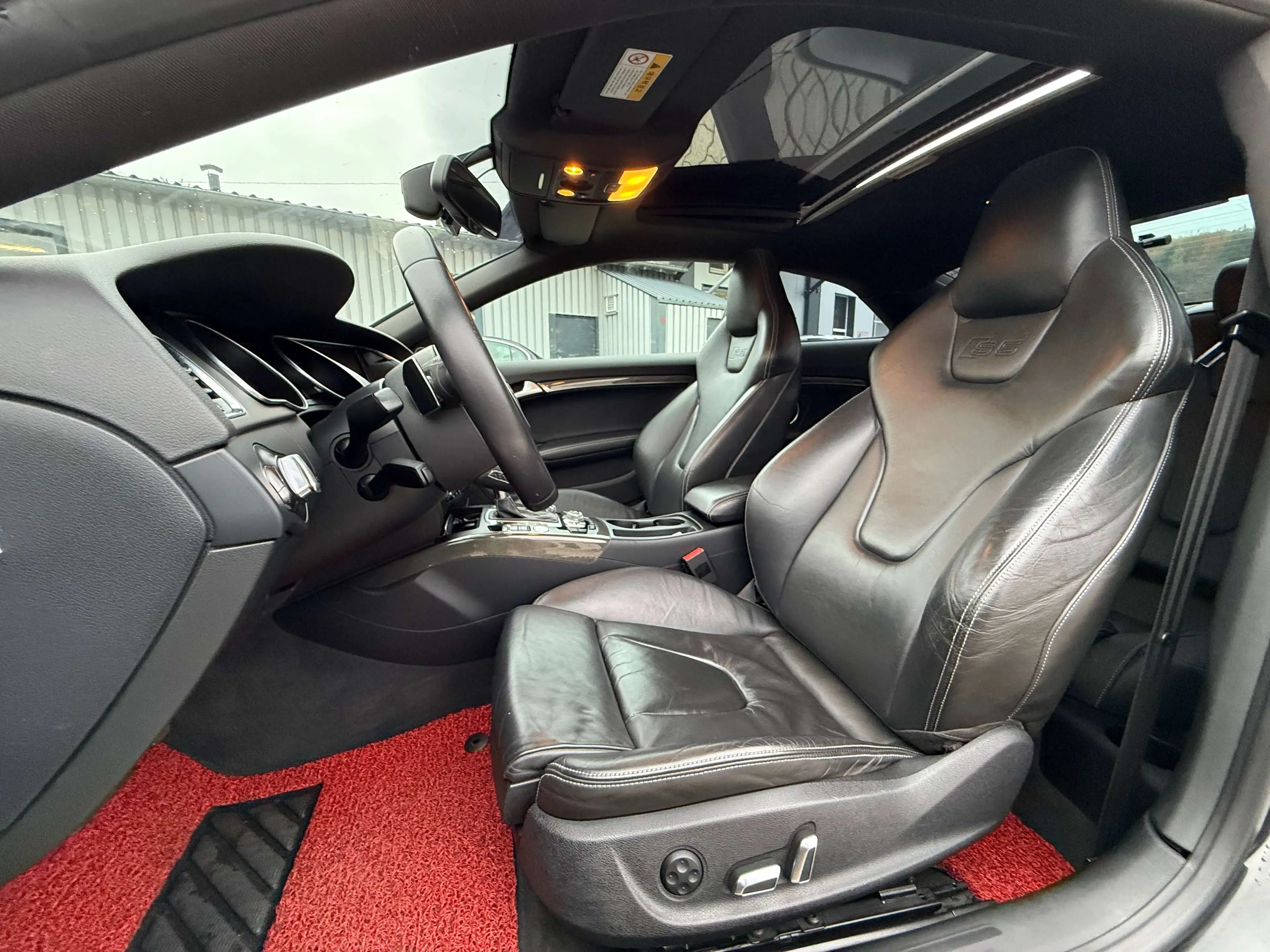 Audi S5 3.0 TFSI quattro — photo 21