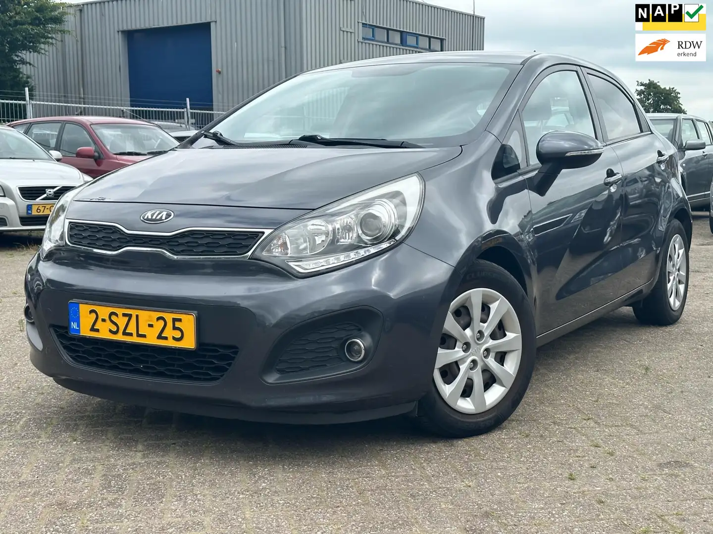 Kia Rio 1.2 CVVT Plus Pack Gris - 1