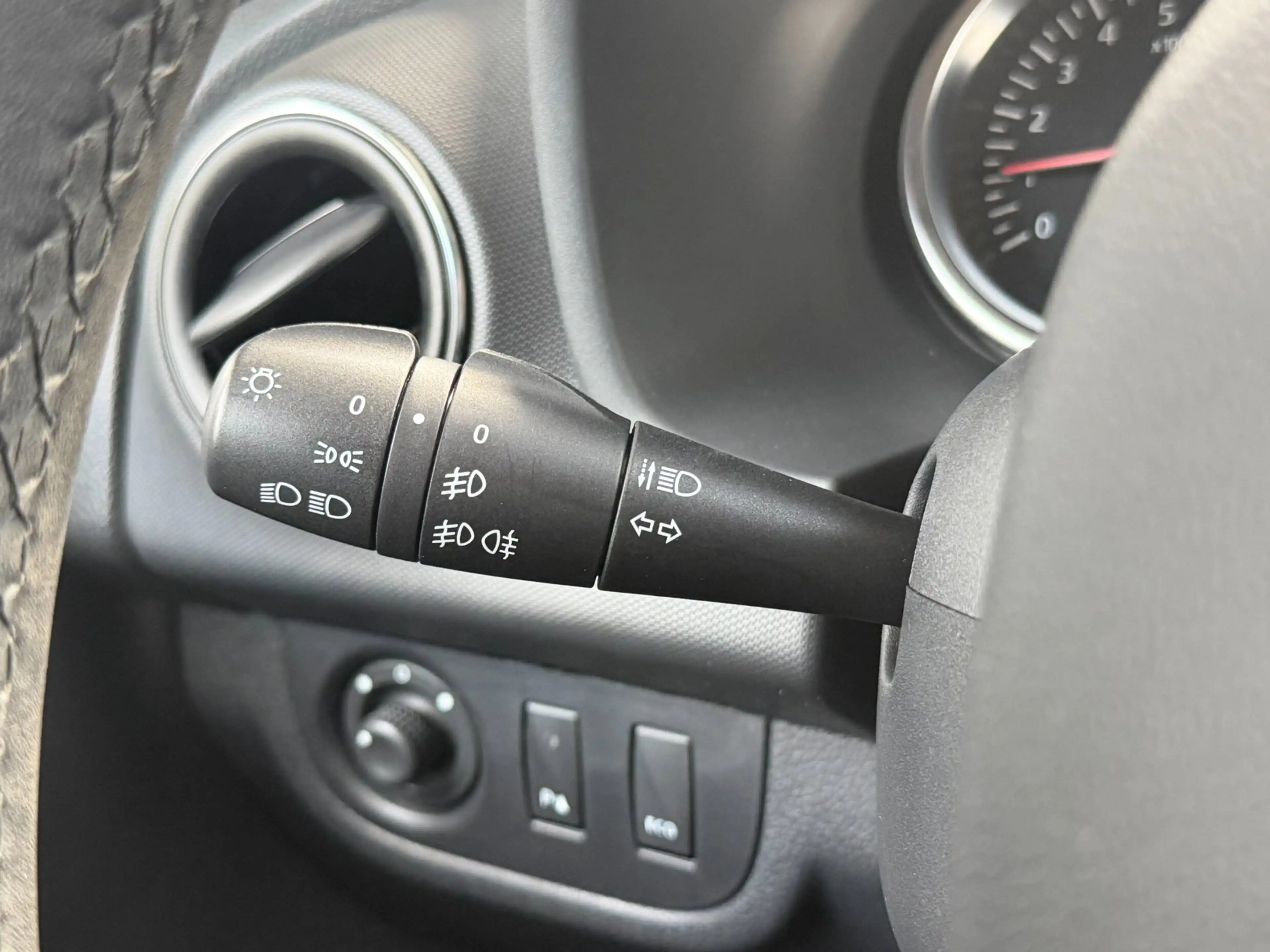 Dacia Logan MCV 0.9 TCe 2019 | AUTOMAAT | TREKHAAK | CRUISE — photo 10