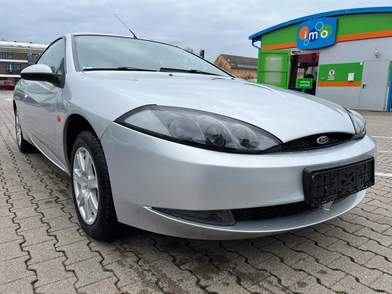Ford Cougar