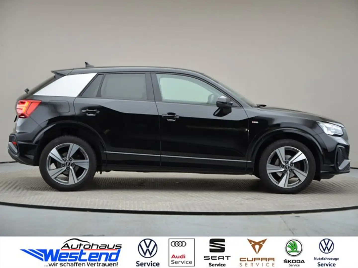 Audi Q2 S line 35 TFSI 110kW S tr. Matrix Navi Klima Navi Schwarz - 2