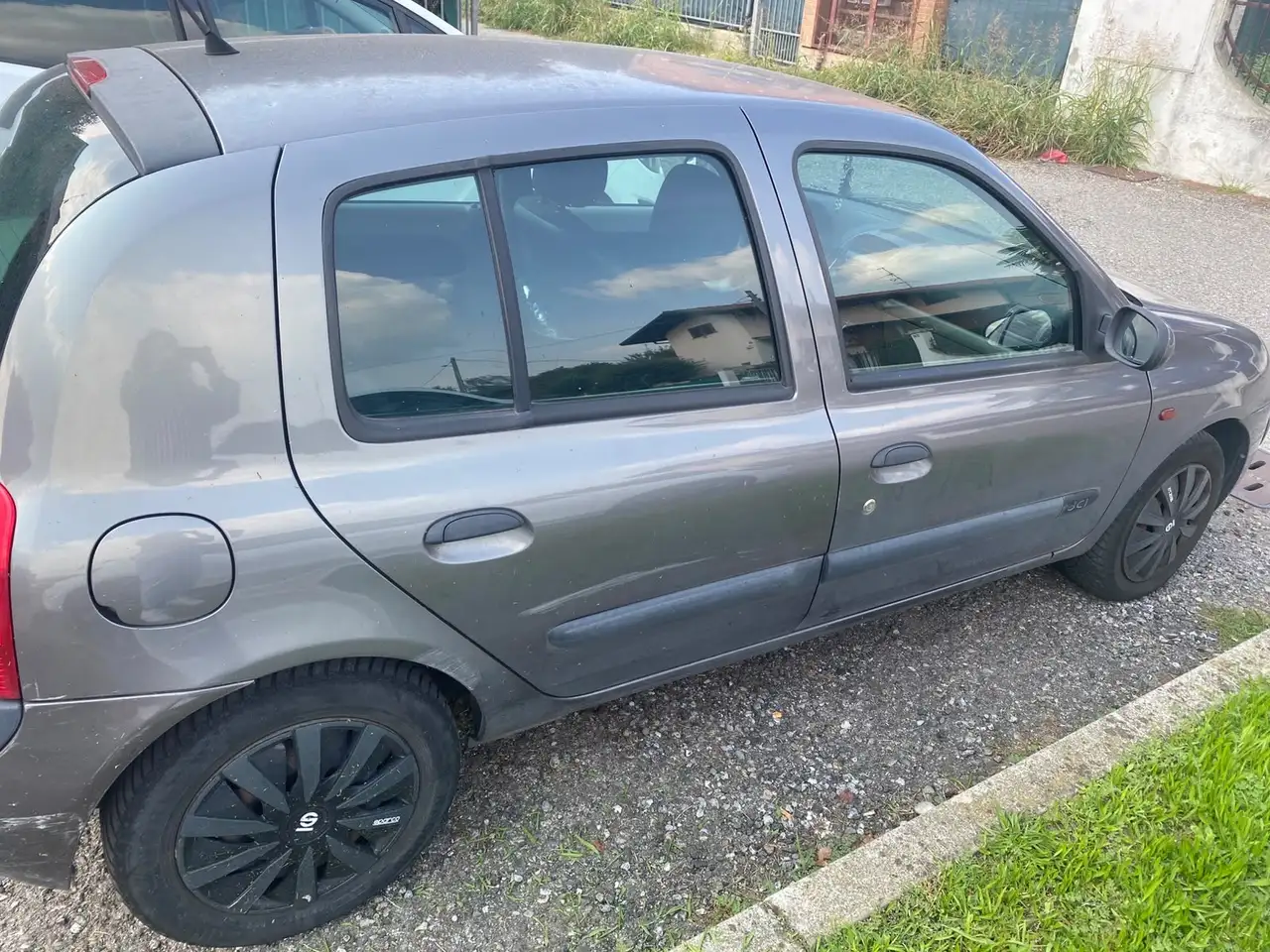 Renault Clio 5p 1.2 5P Expression, foto 2