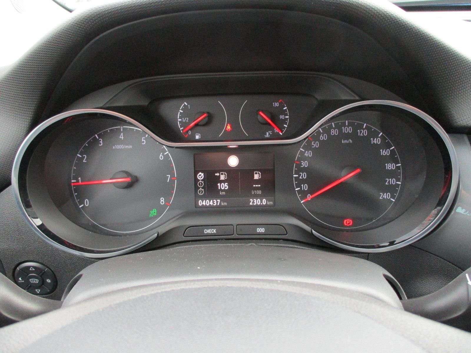 Opel Crossland X