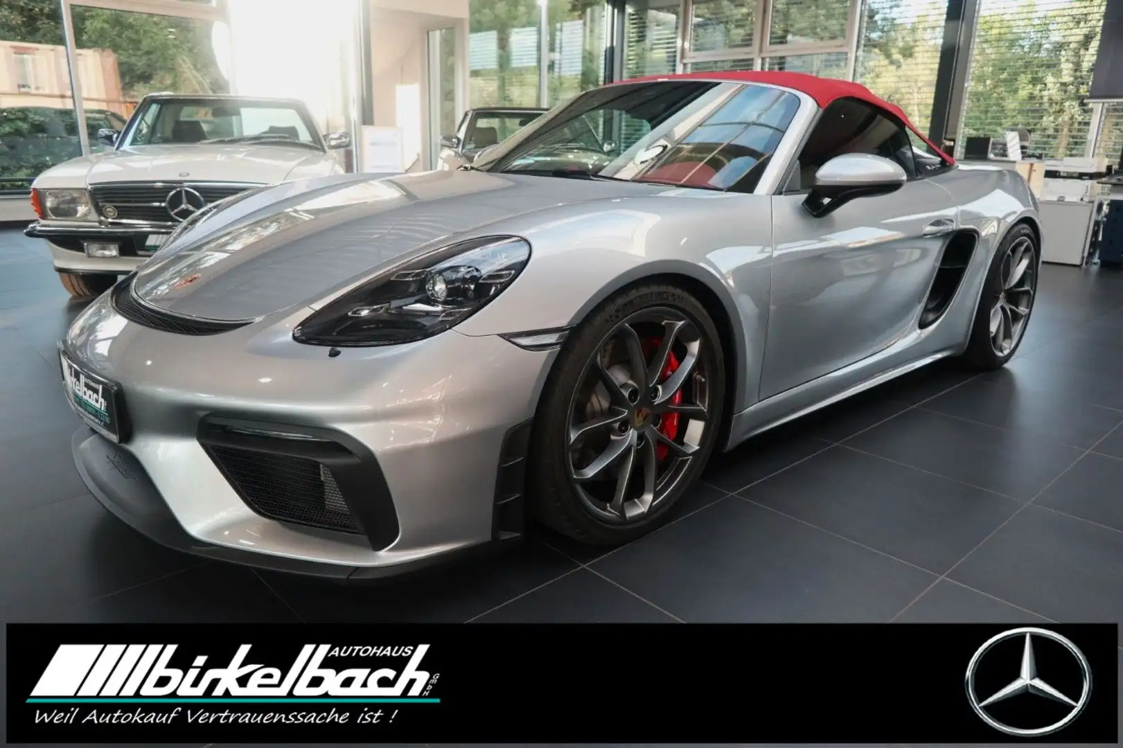 Porsche 718 Boxster Spyder GT silber Bose 3500KM 1.Hd Silber - 1