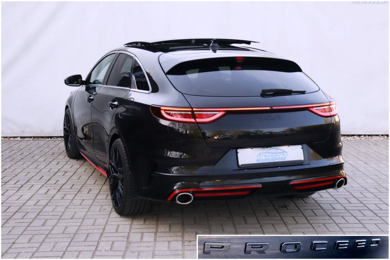 Kia ProCeed / pro_cee'd ProCeed 1.6 T-GDI GT — photo 6