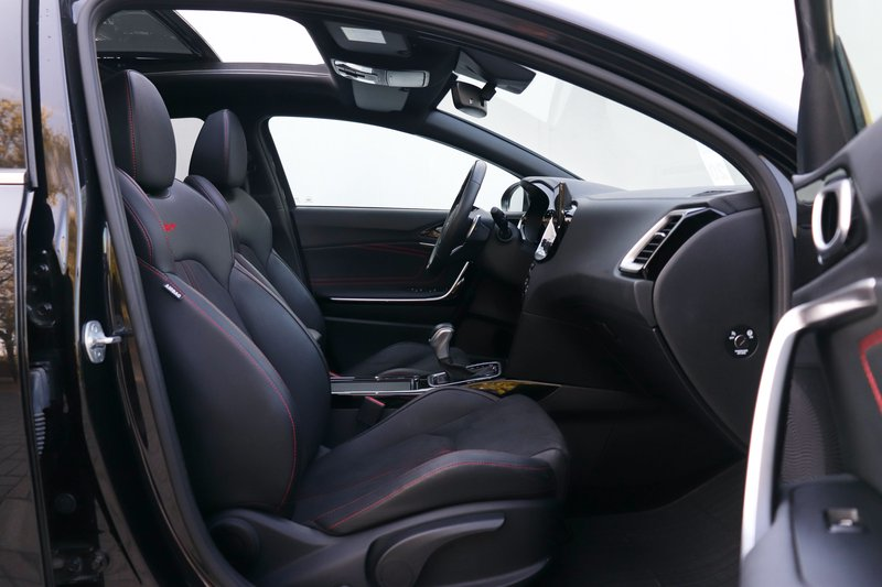 Kia ProCeed / pro_cee'd ProCeed 1.6 T-GDI GT — photo 14