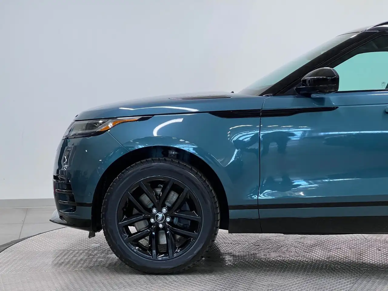 Land Rover Range Rover Velar снимка Land Rover Range Rover Velar