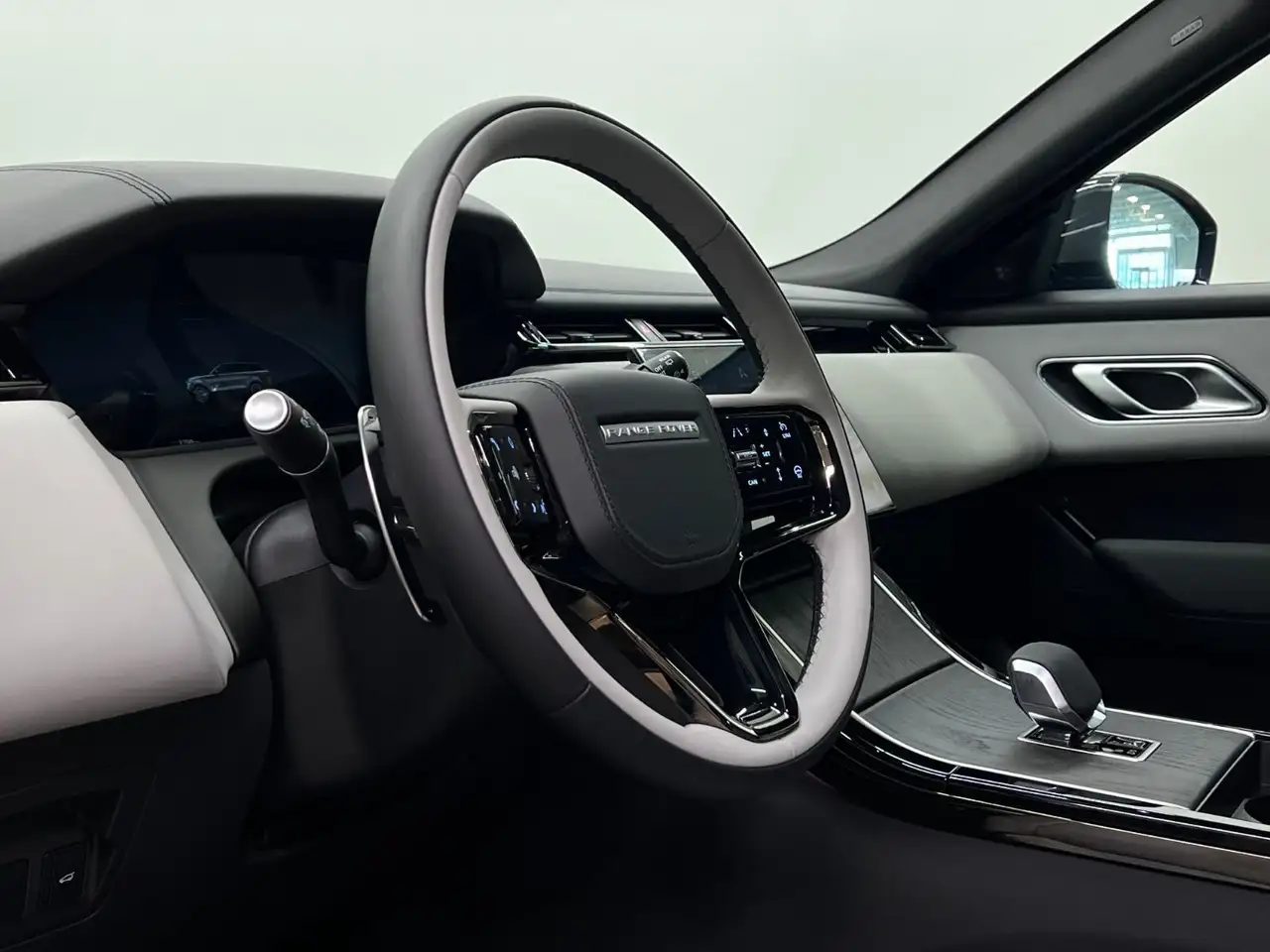 Land Rover Range Rover Velar снимка Land Rover Range Rover Velar