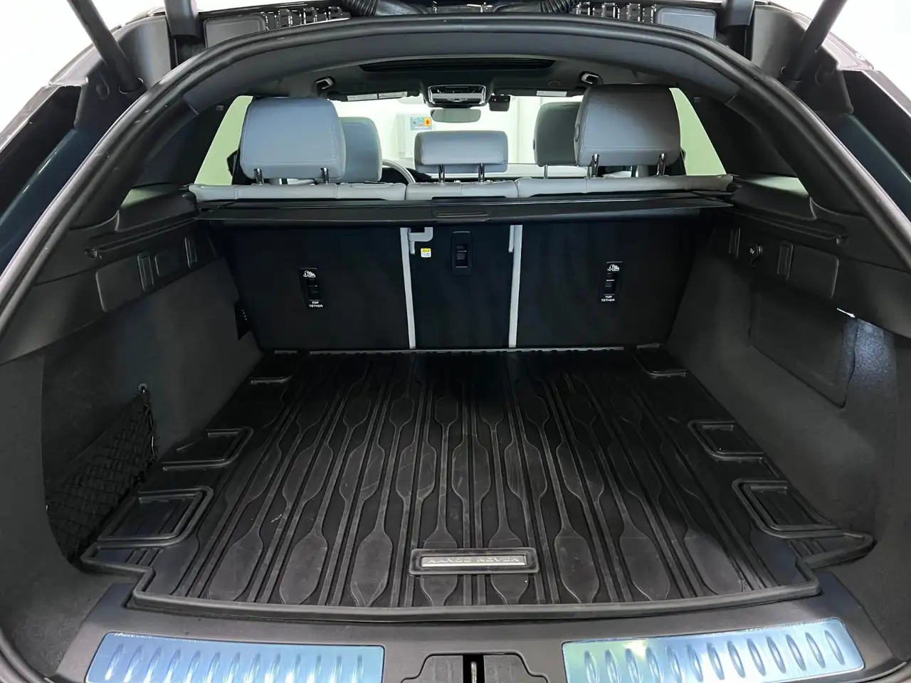Land Rover Range Rover Velar снимка Land Rover Range Rover Velar