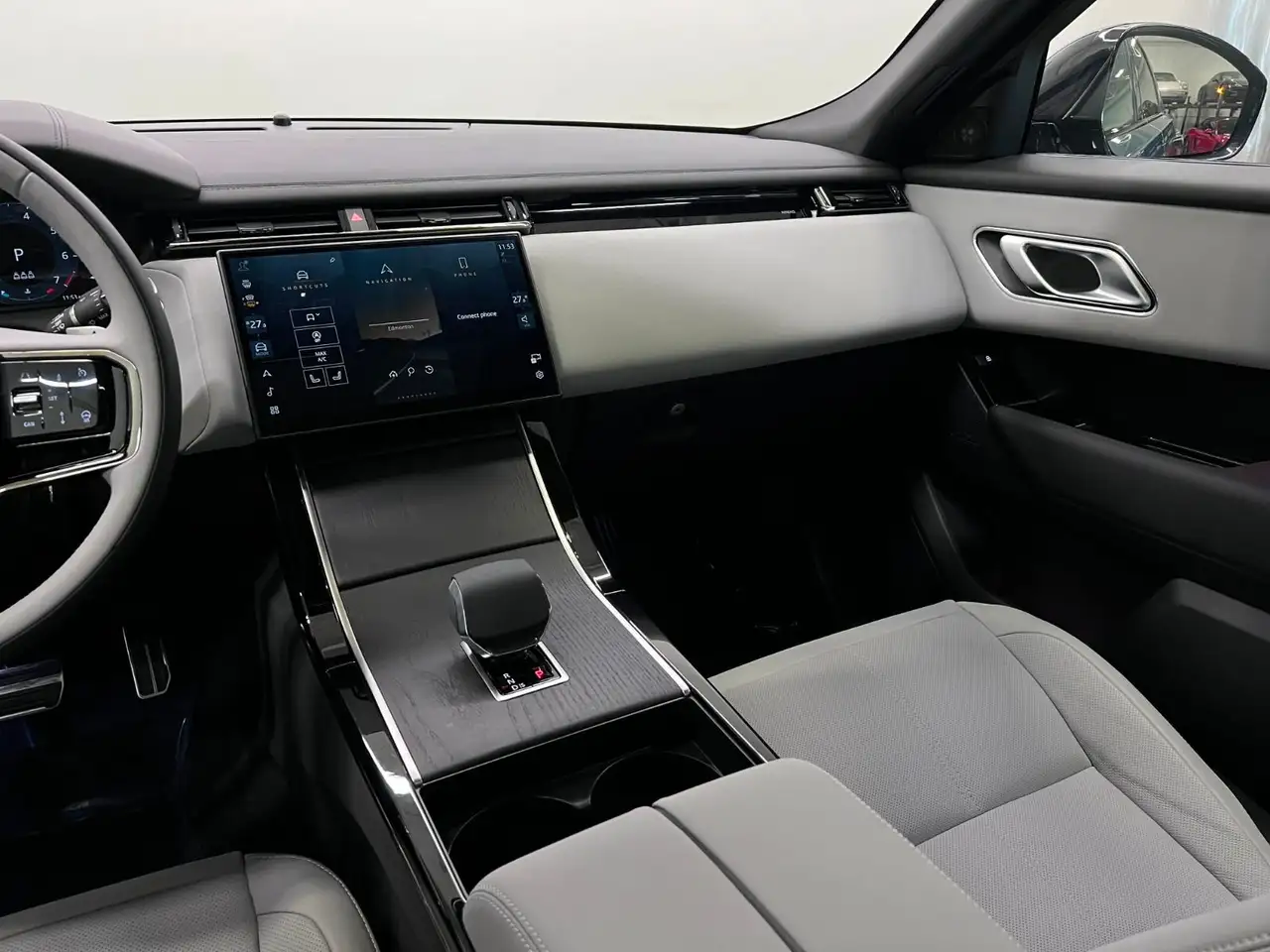 Land Rover Range Rover Velar снимка Land Rover Range Rover Velar