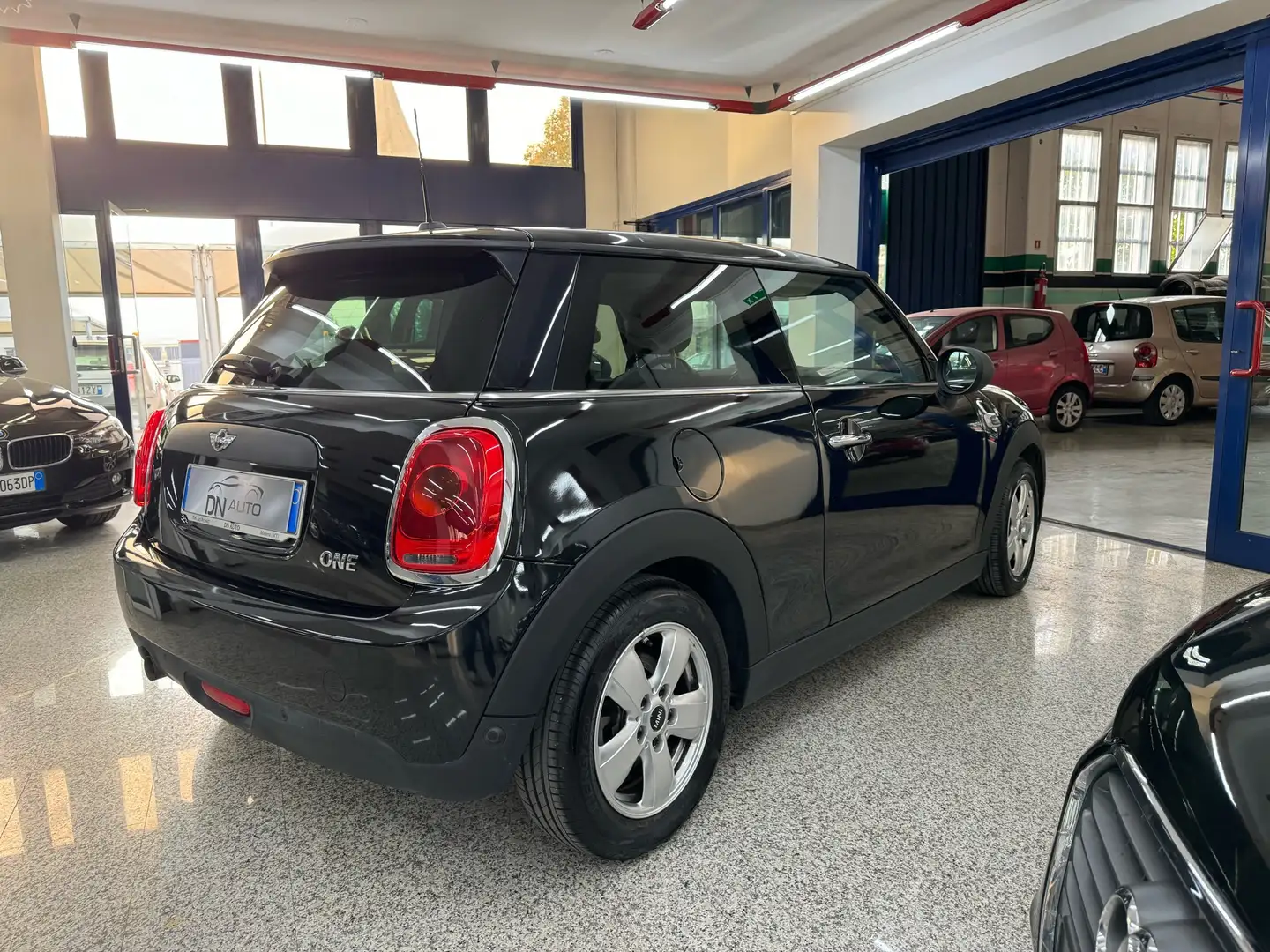 MINI One Mini 1.2 One 75cv 3p Noir - 2