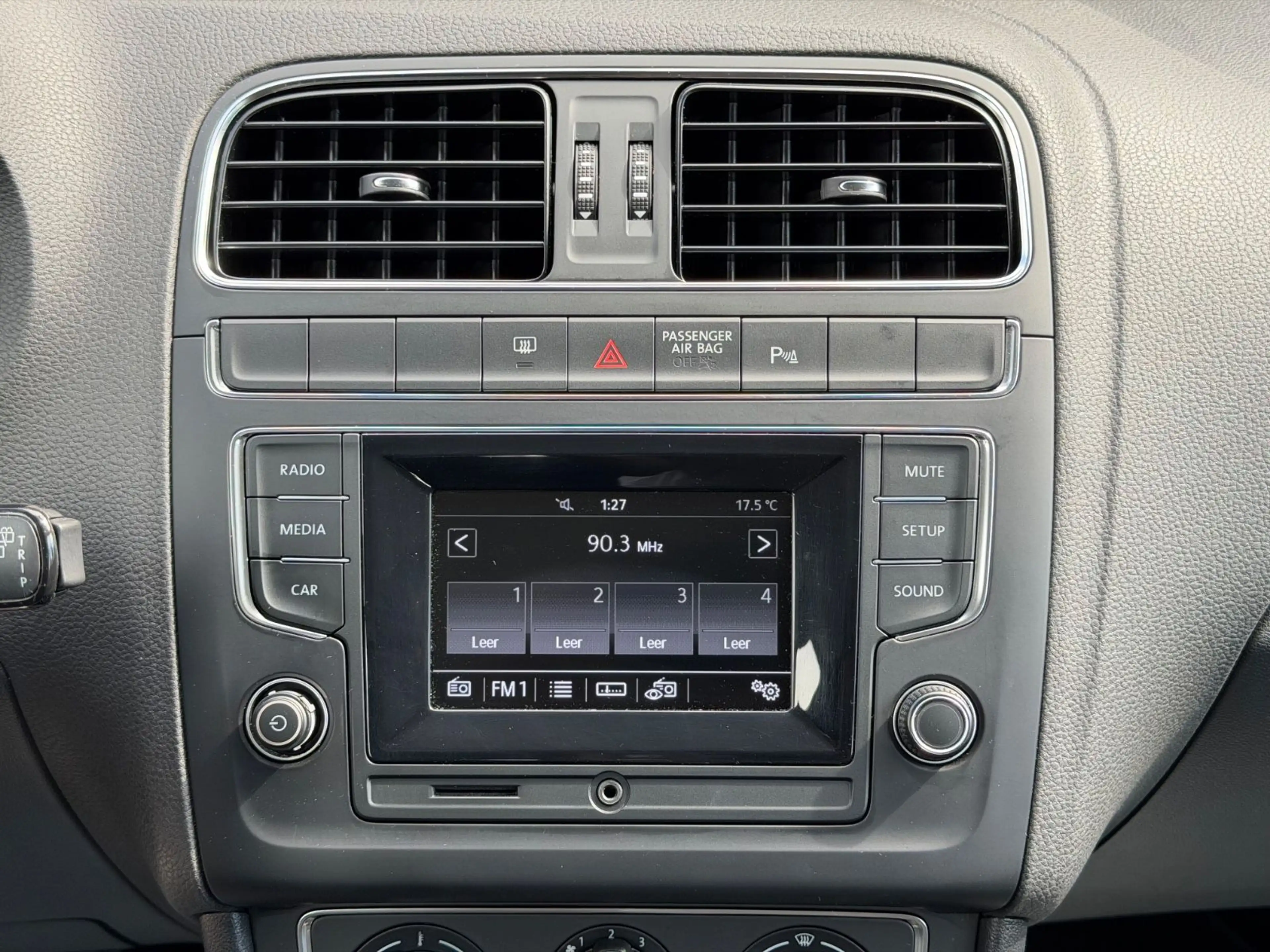 Volkswagen Polo V Comfortline/1 HAND/KLIMA/ALU/GEPFLEGT — photo 11