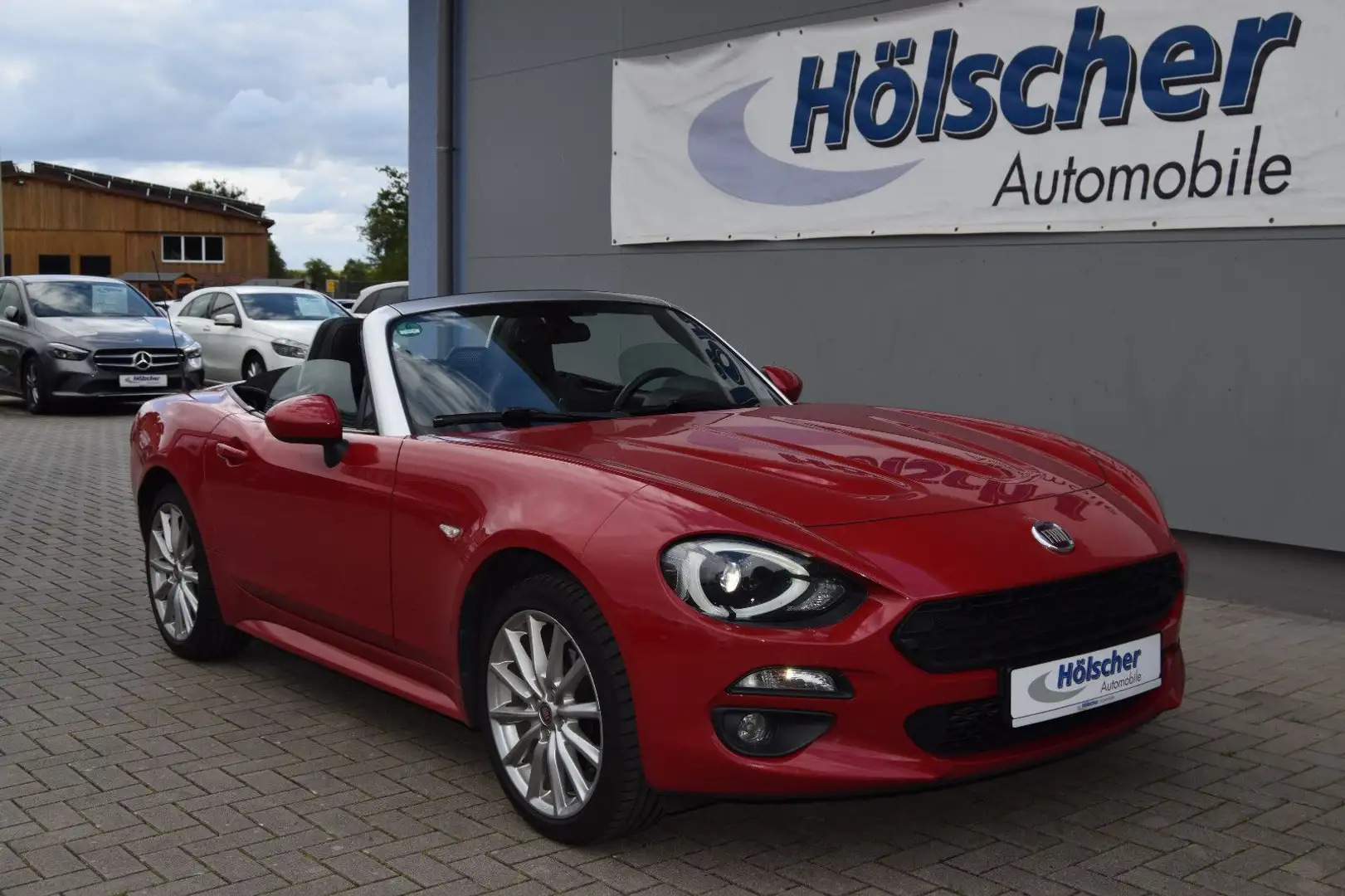 Fiat 124 Spider Lusso Autom!Navi,Leder,Xenon,Kam,,,,, - 1