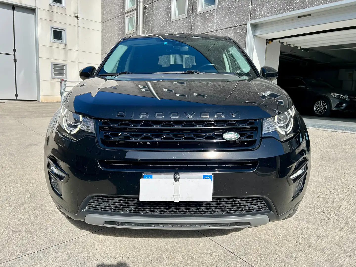 Land Rover Discovery Sport Discovery Sport 2.0 td4 HSE Luxury AWD 7POSTI FULL Schwarz - 2